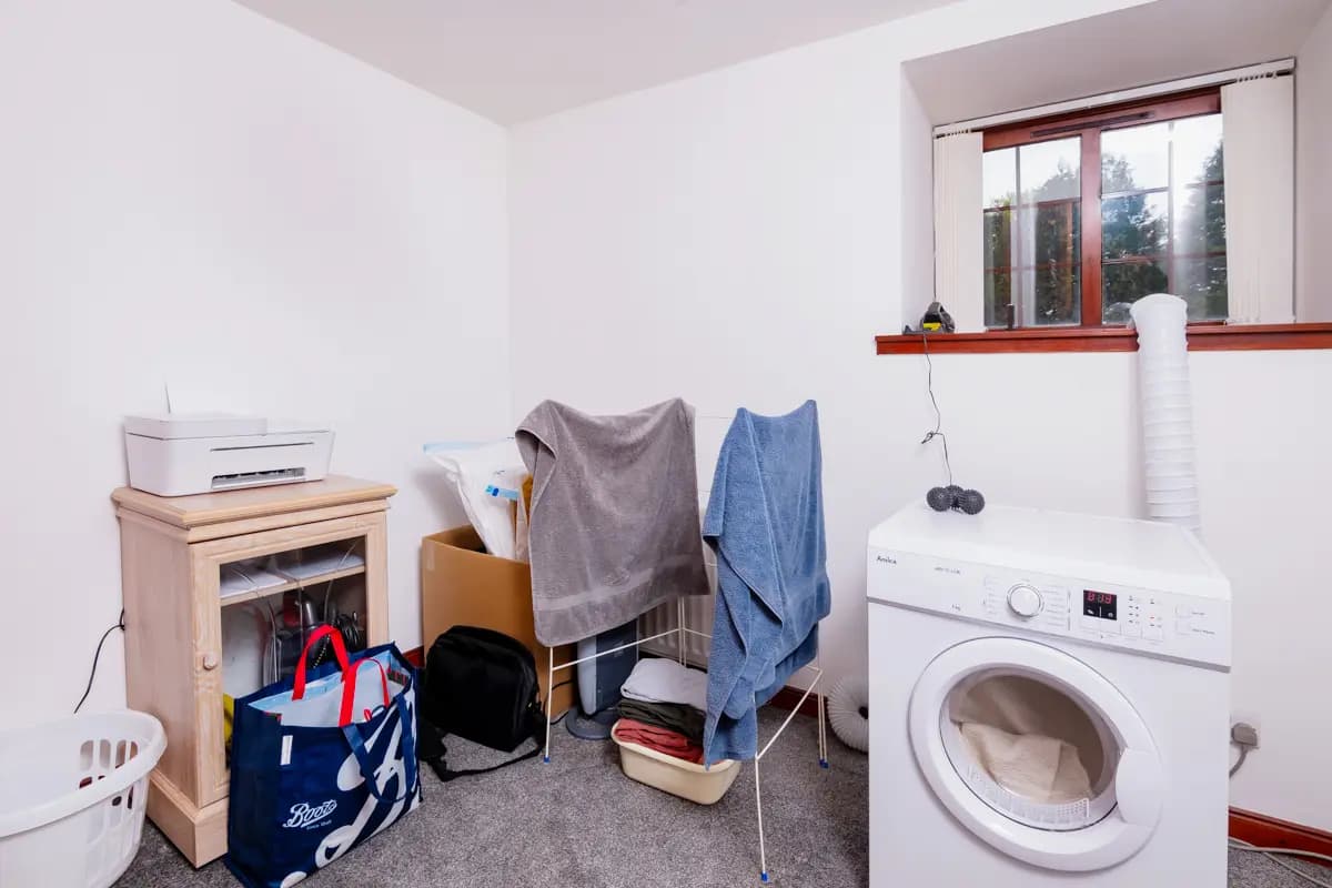 property photo 11 of 19