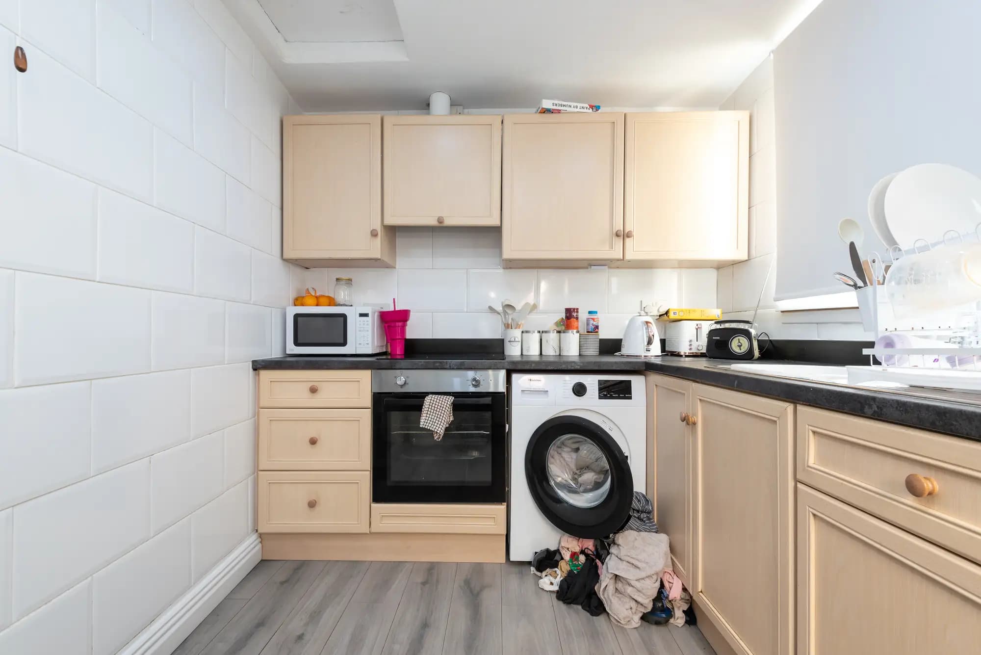 property photo 6 of 17