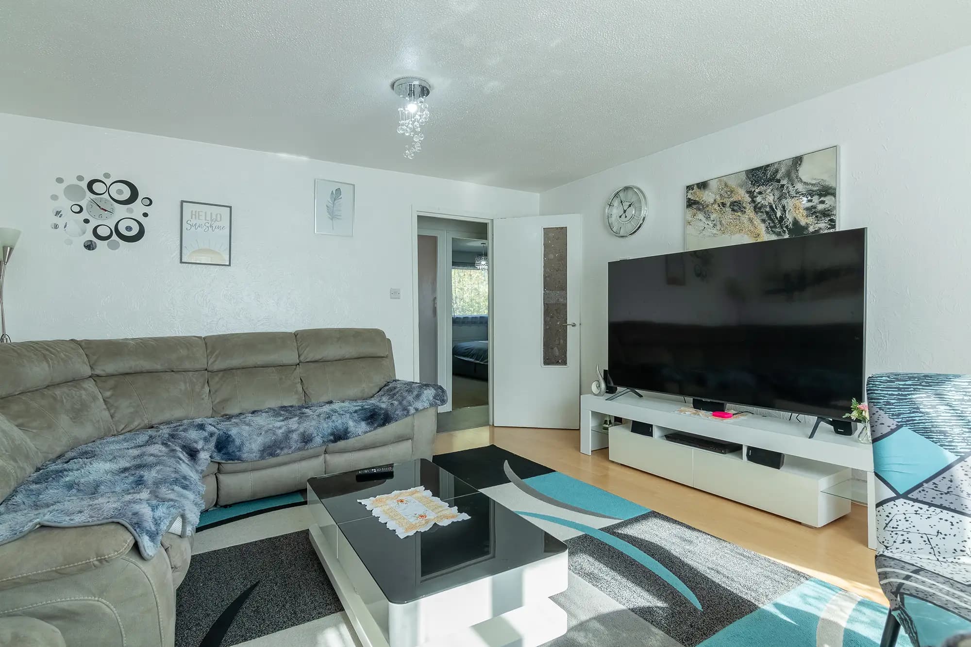 property photo 3 of 33
