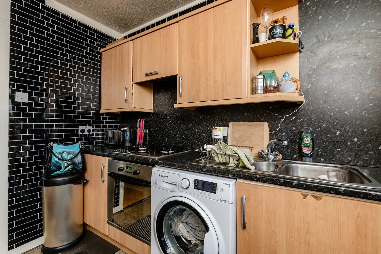 property photo 7 of 24