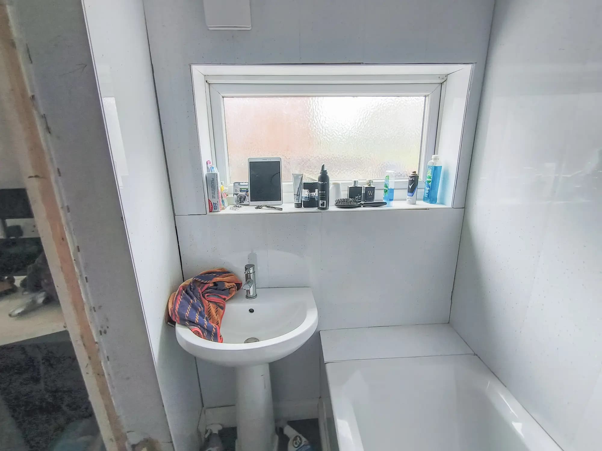 property photo 8 of 15