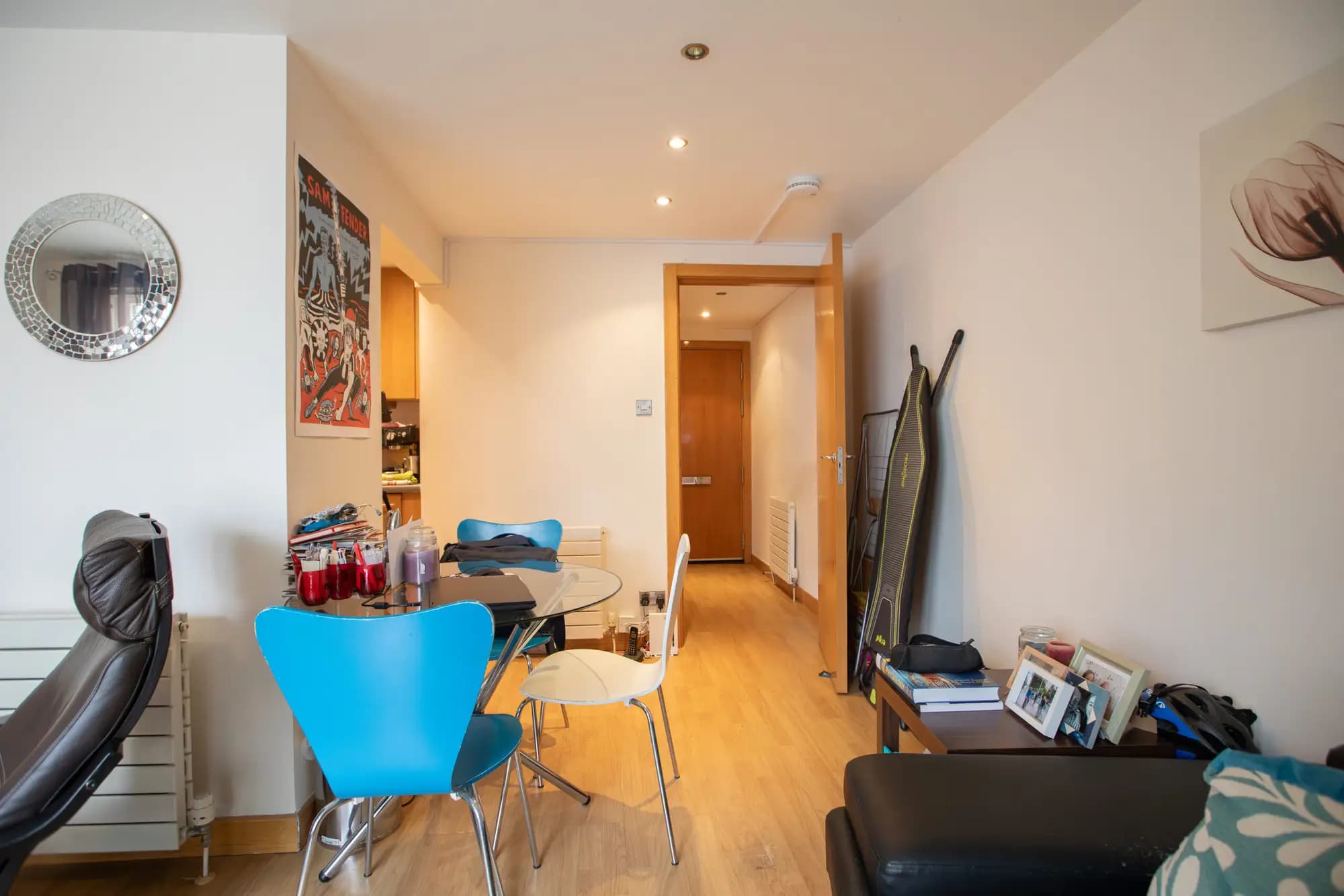 property photo 11 of 32