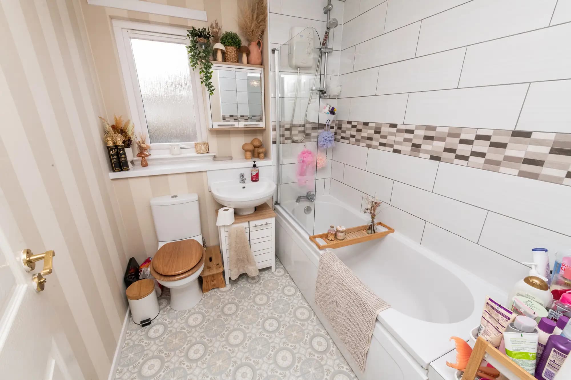 property photo 14 of 33