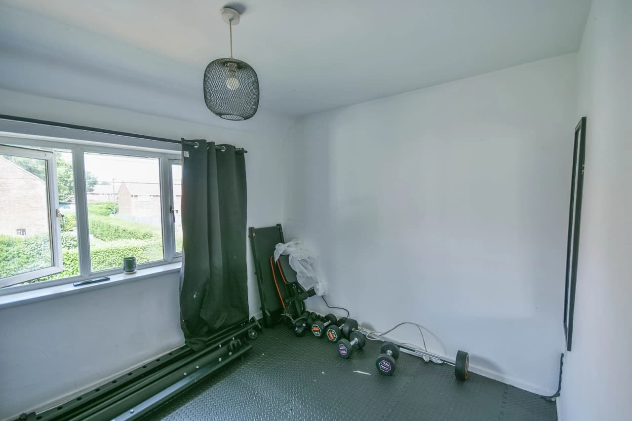 property photo 15 of 22