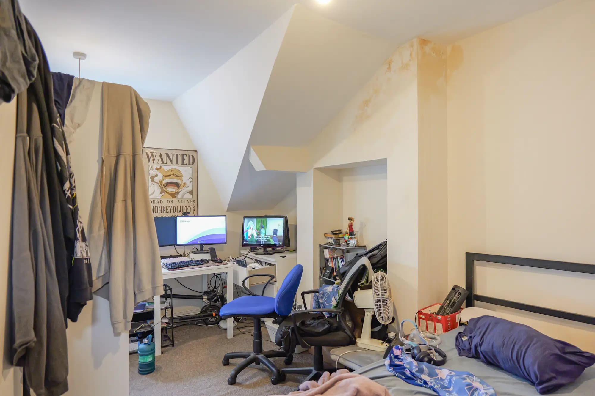 property photo 23 of 40