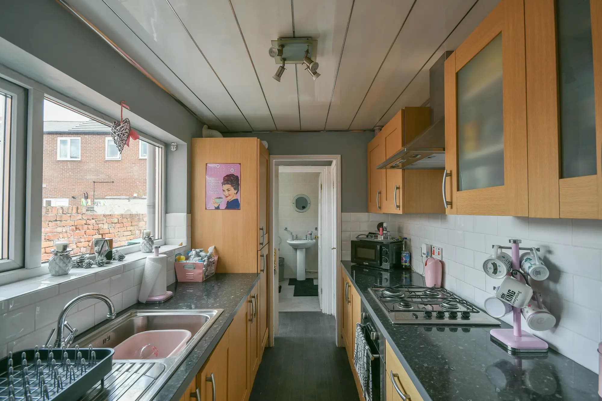 property photo 4 of 16