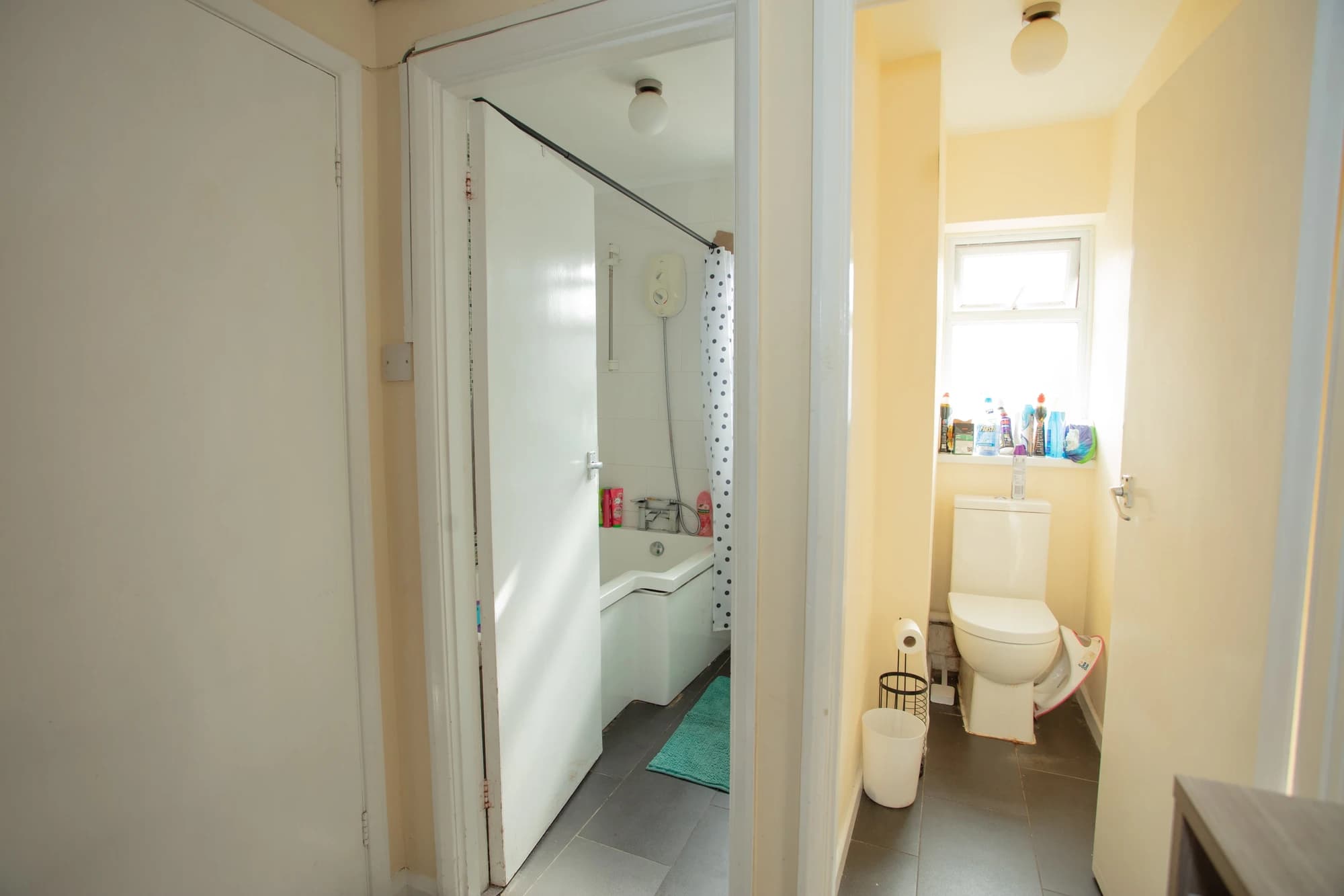 property photo 8 of 20