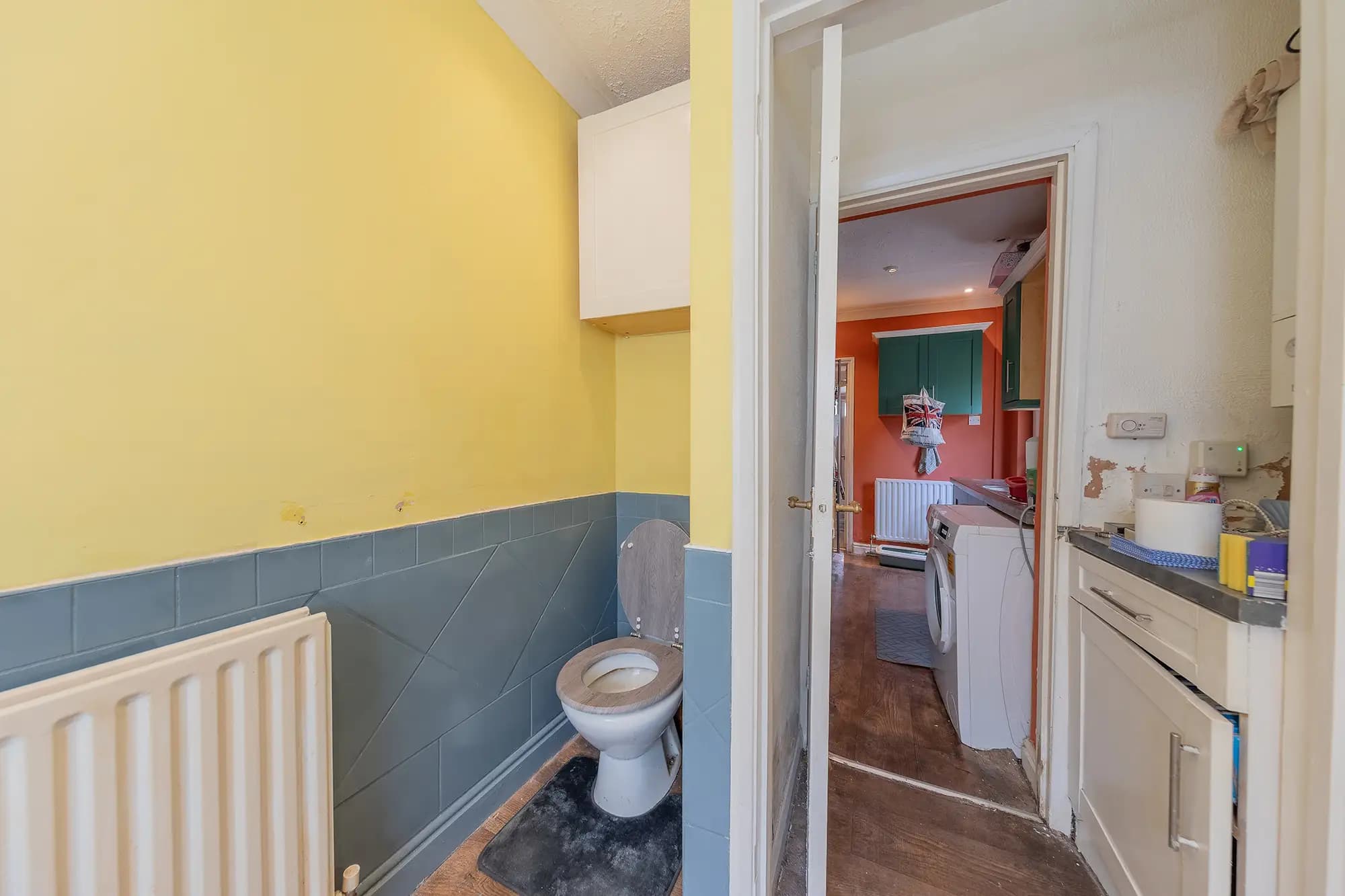 property photo 10 of 27