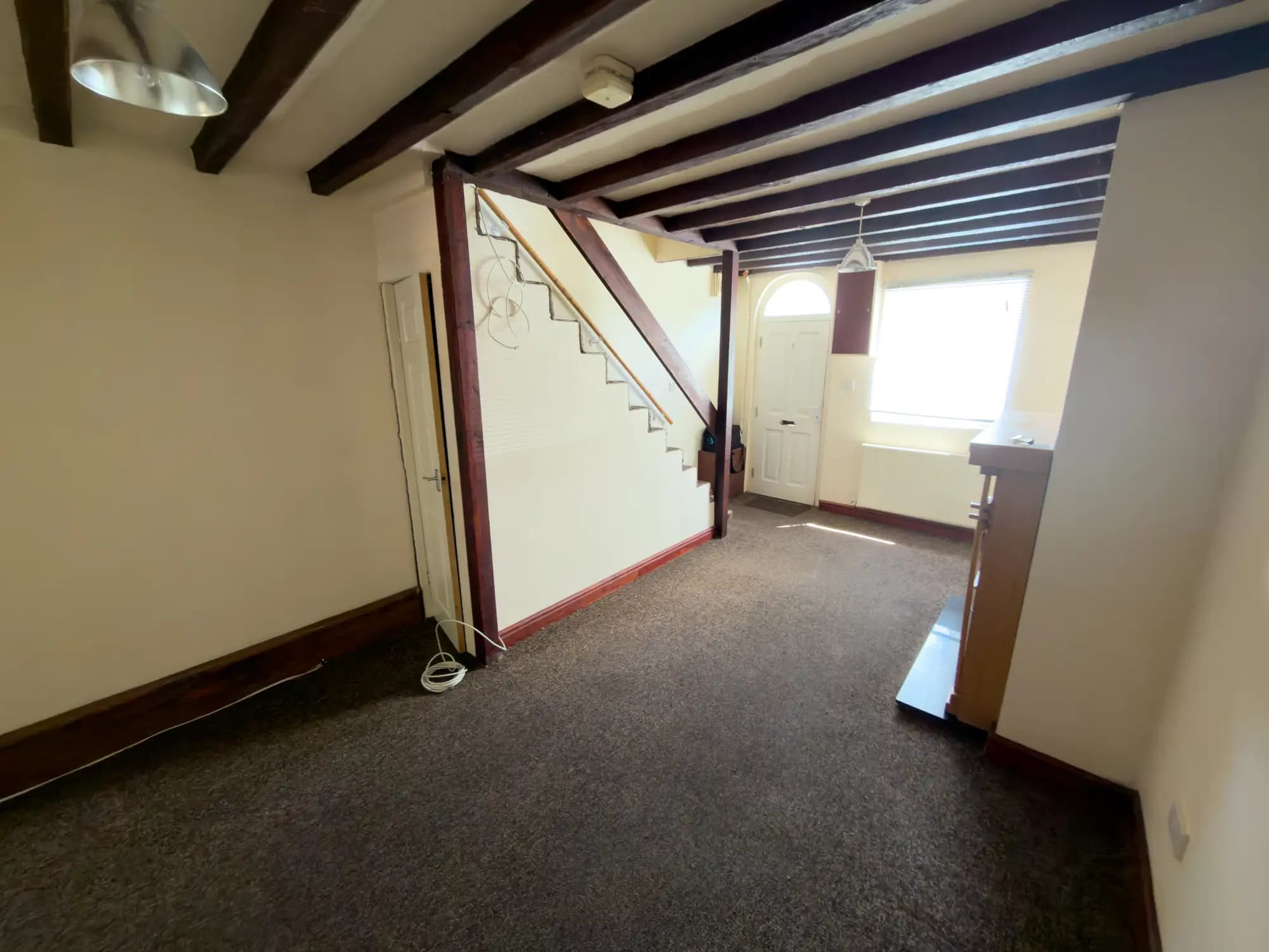 property photo 4 of 16