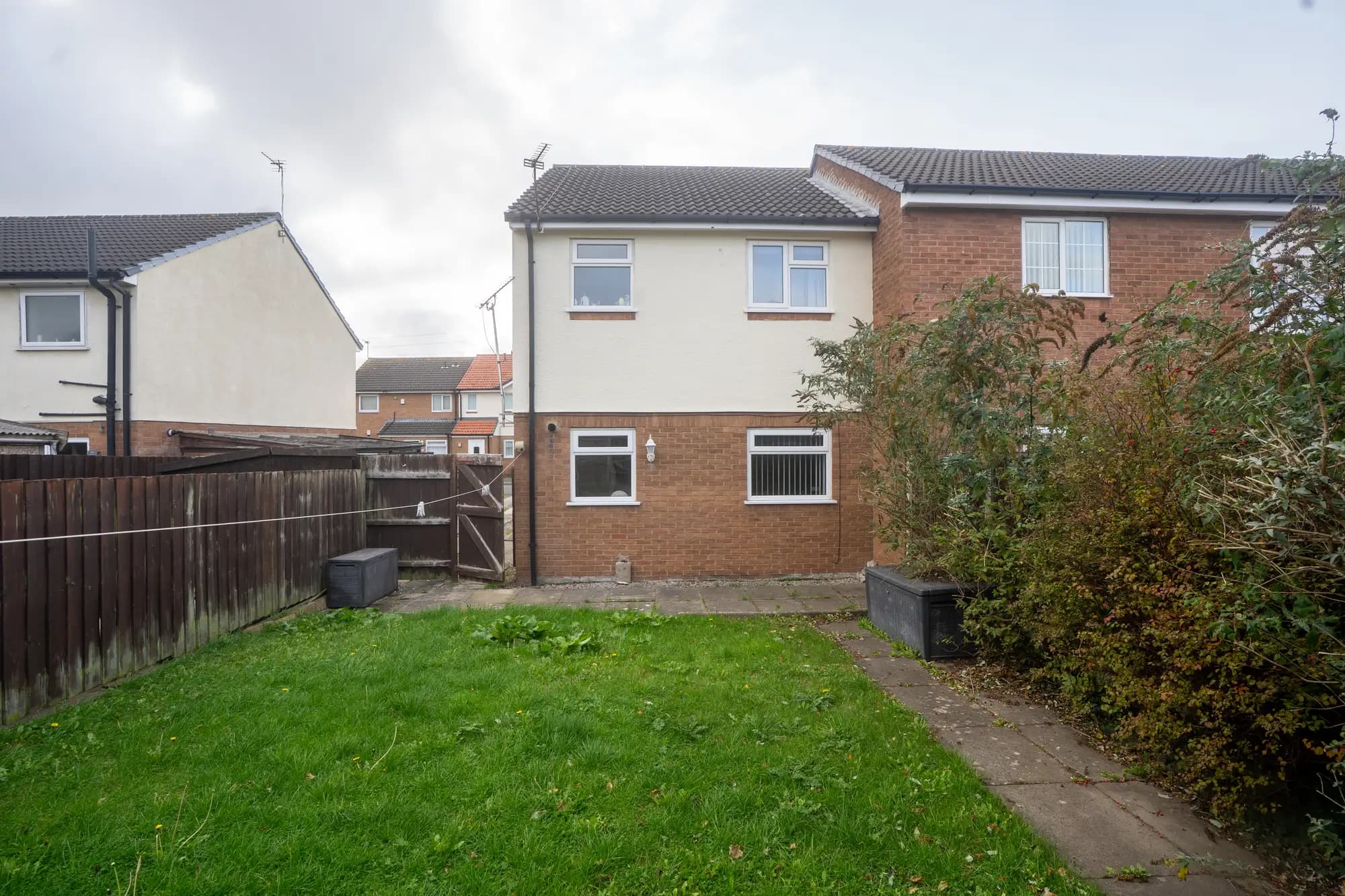 property photo 15 of 16