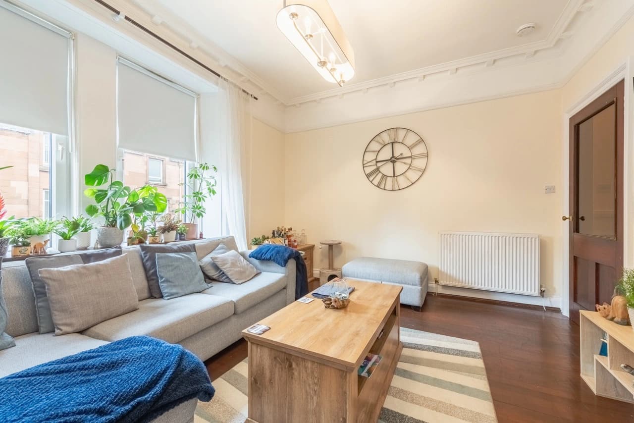 property photo 6 of 32