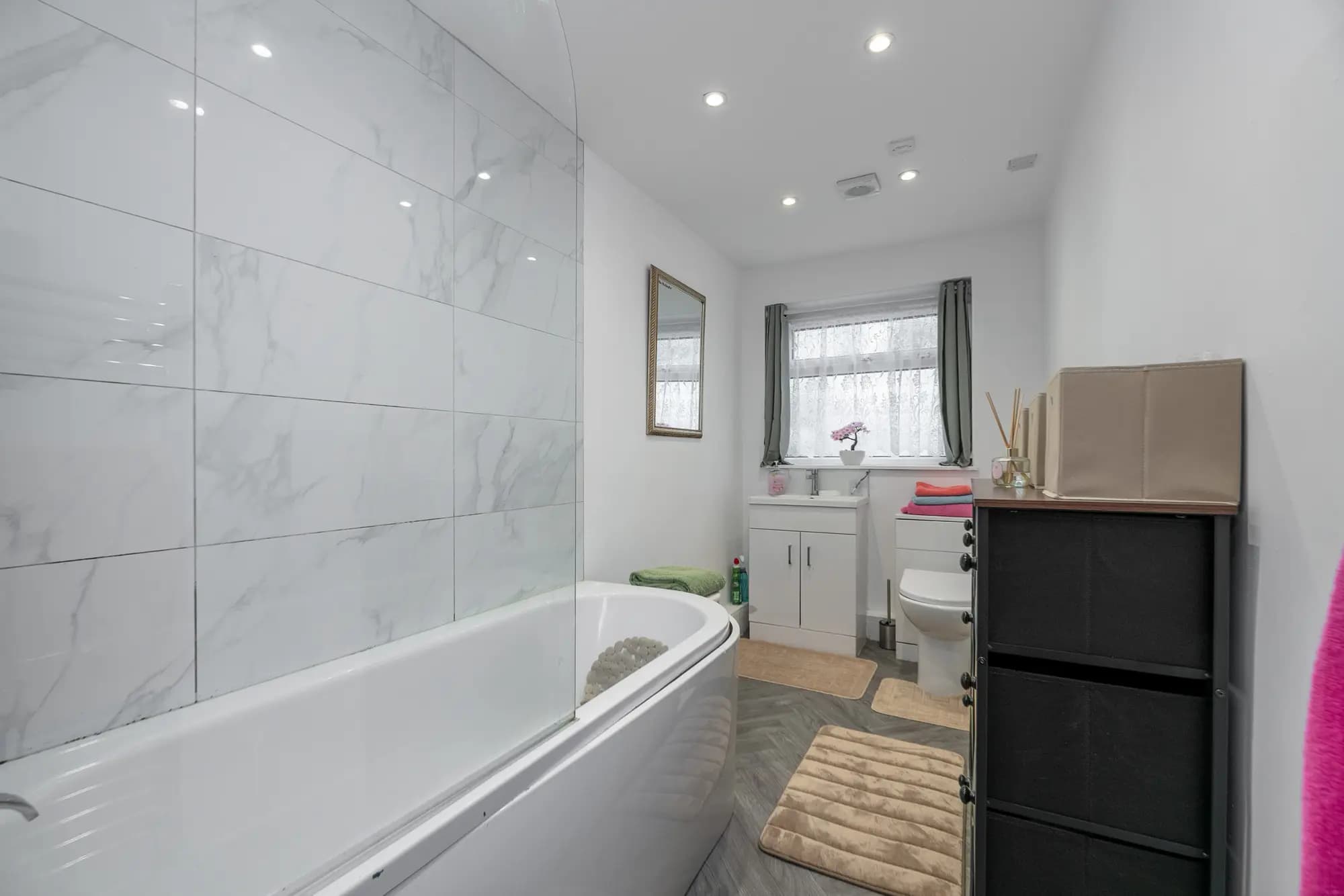 property photo 8 of 22