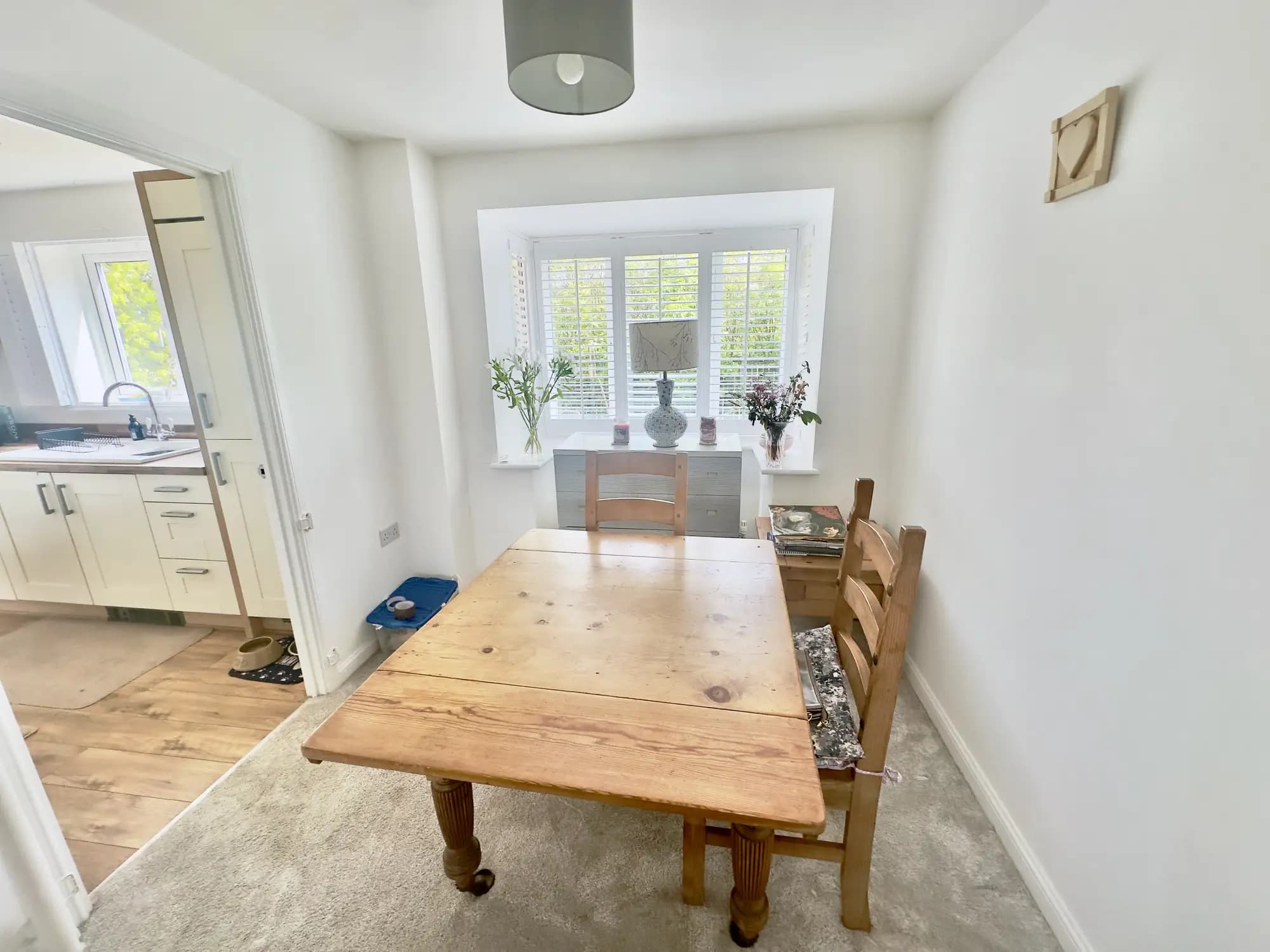 property photo 5 of 40