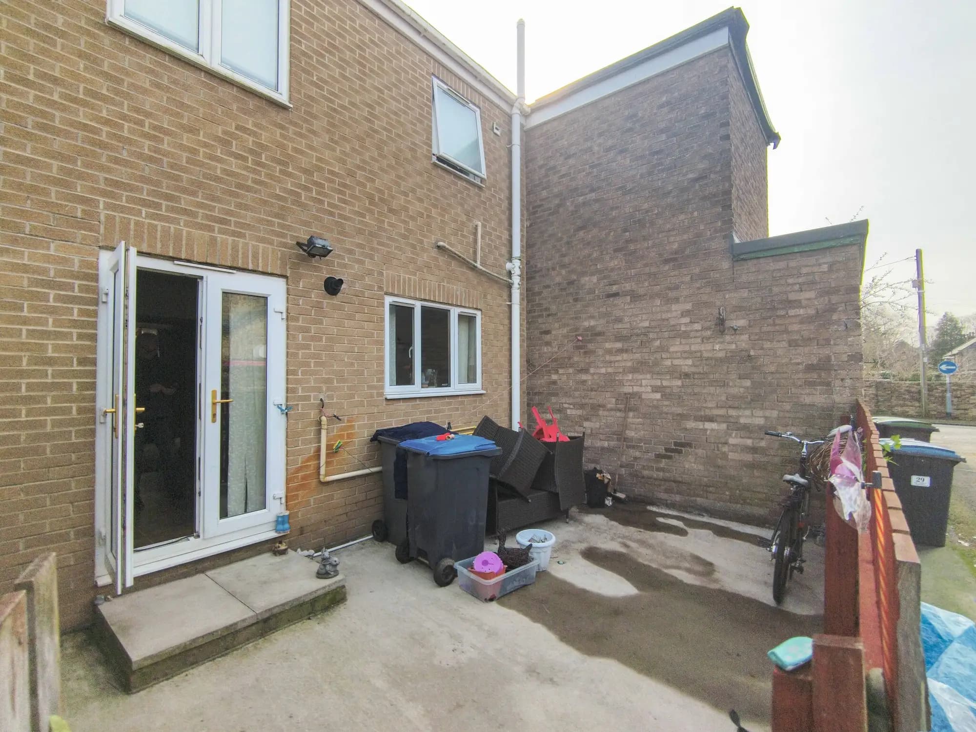 property photo 14 of 15