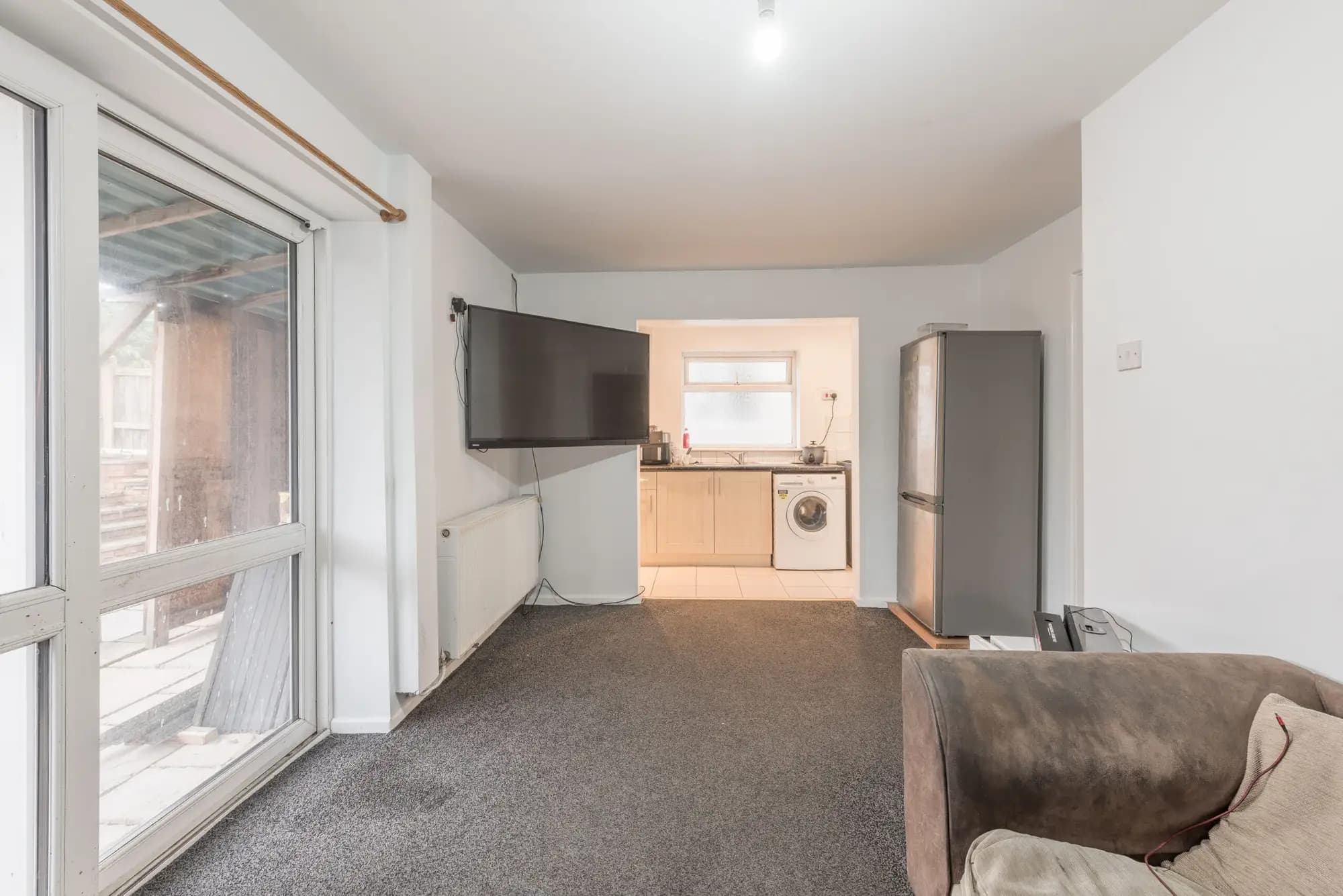 property photo 4 of 37