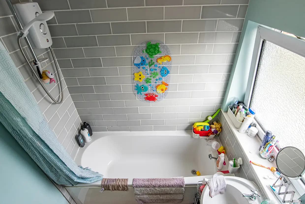 property photo 11 of 24