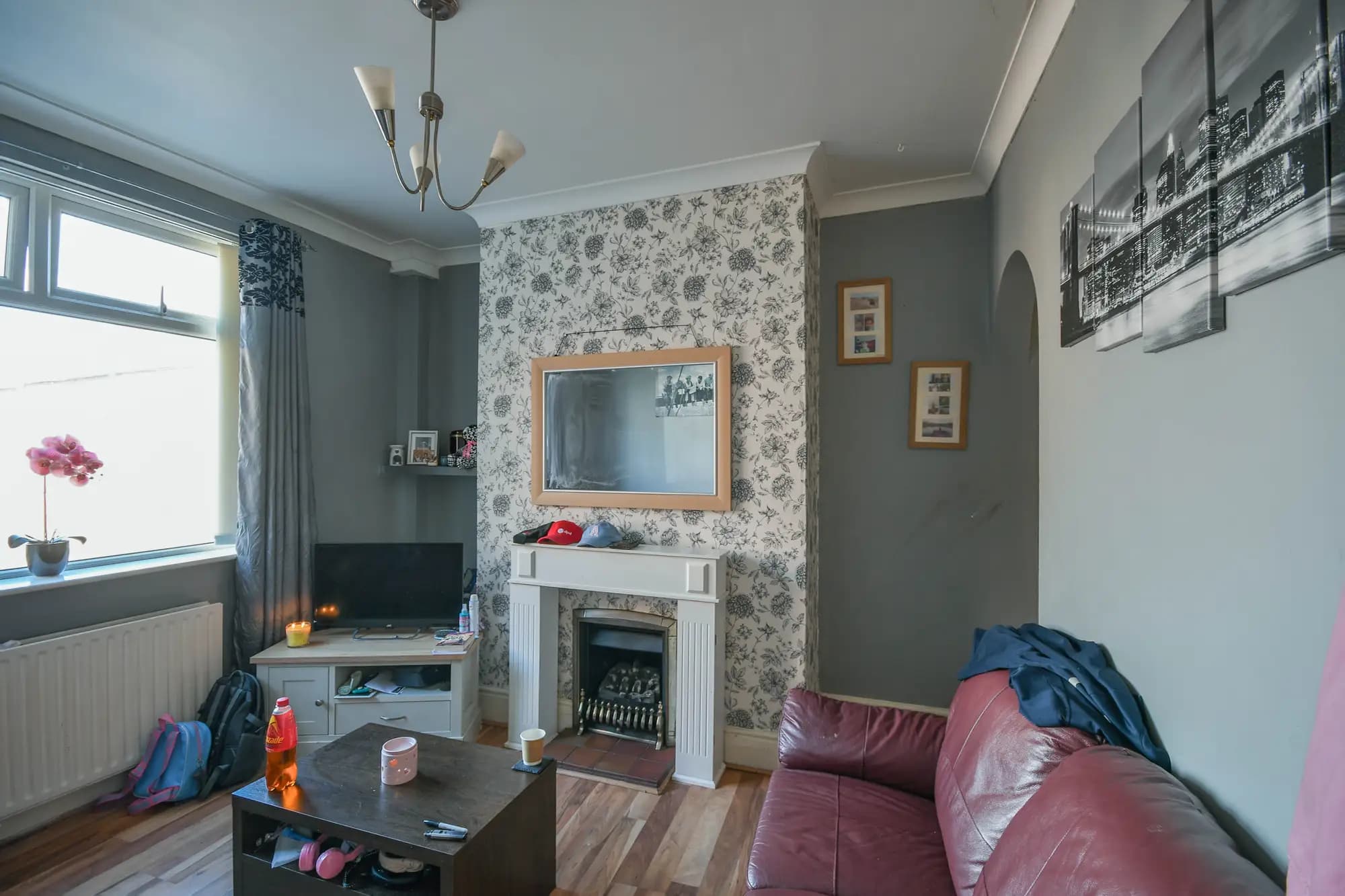 property photo 3 of 17