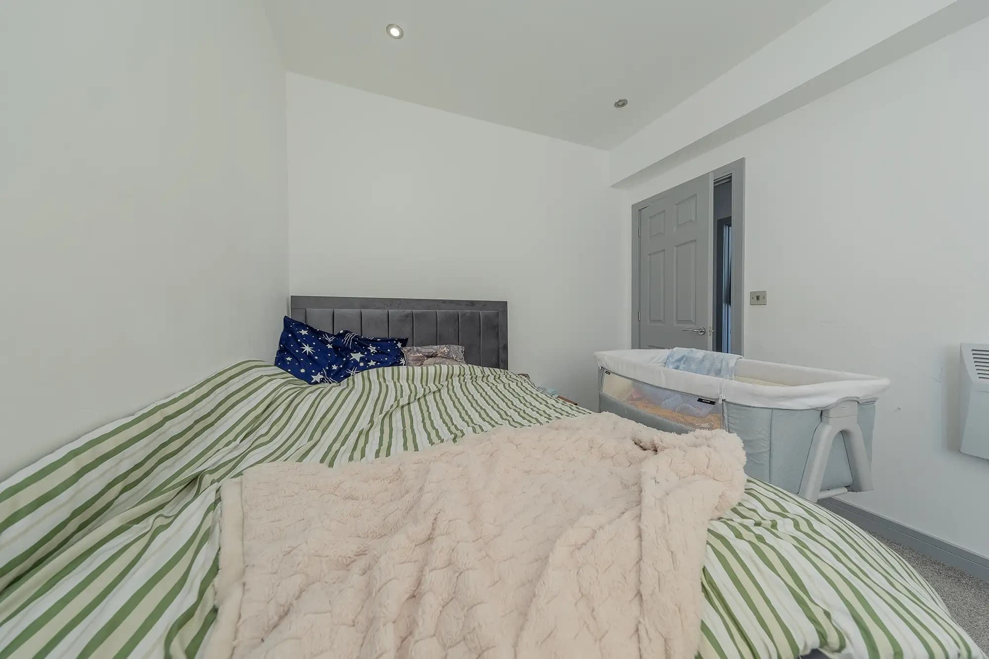 property photo 12 of 20