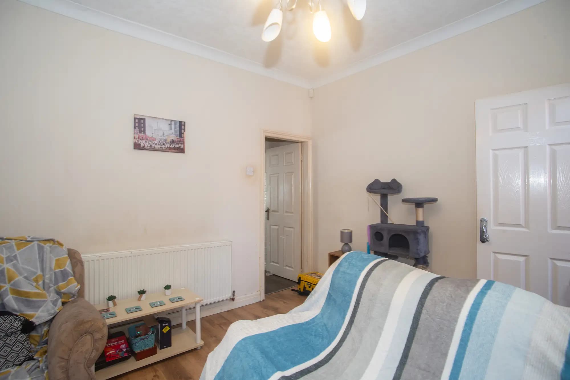 property photo 4 of 19