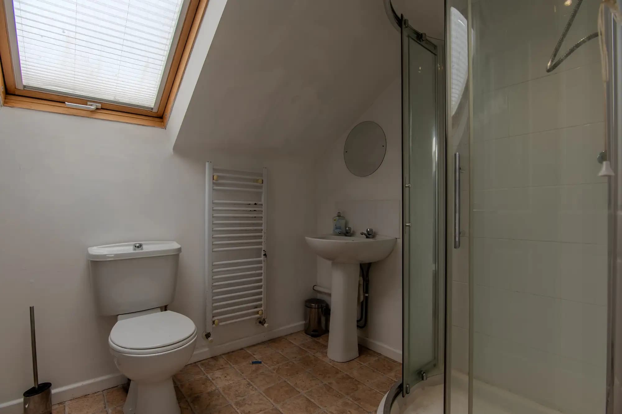 property photo 8 of 24