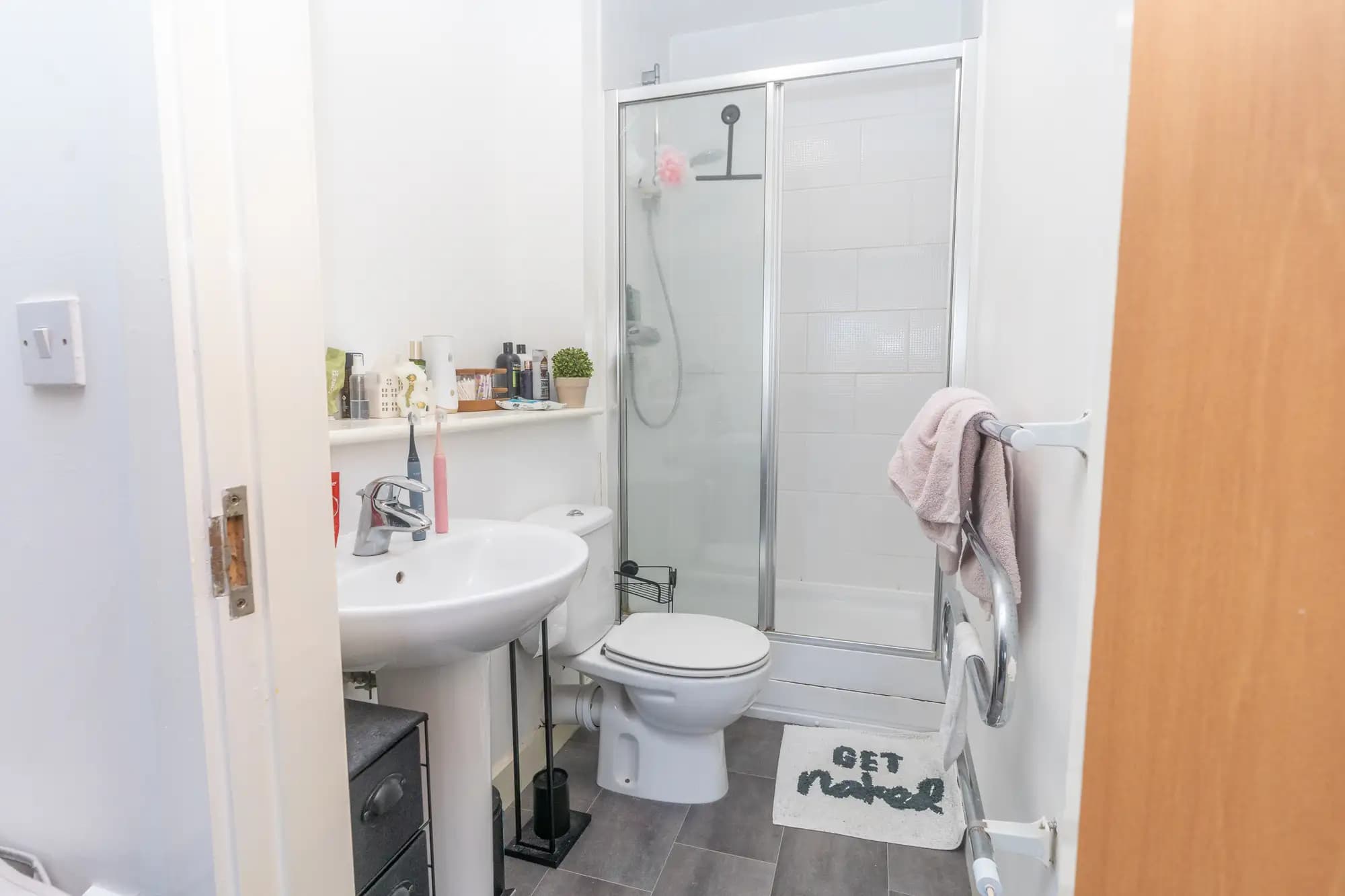 property photo 12 of 20