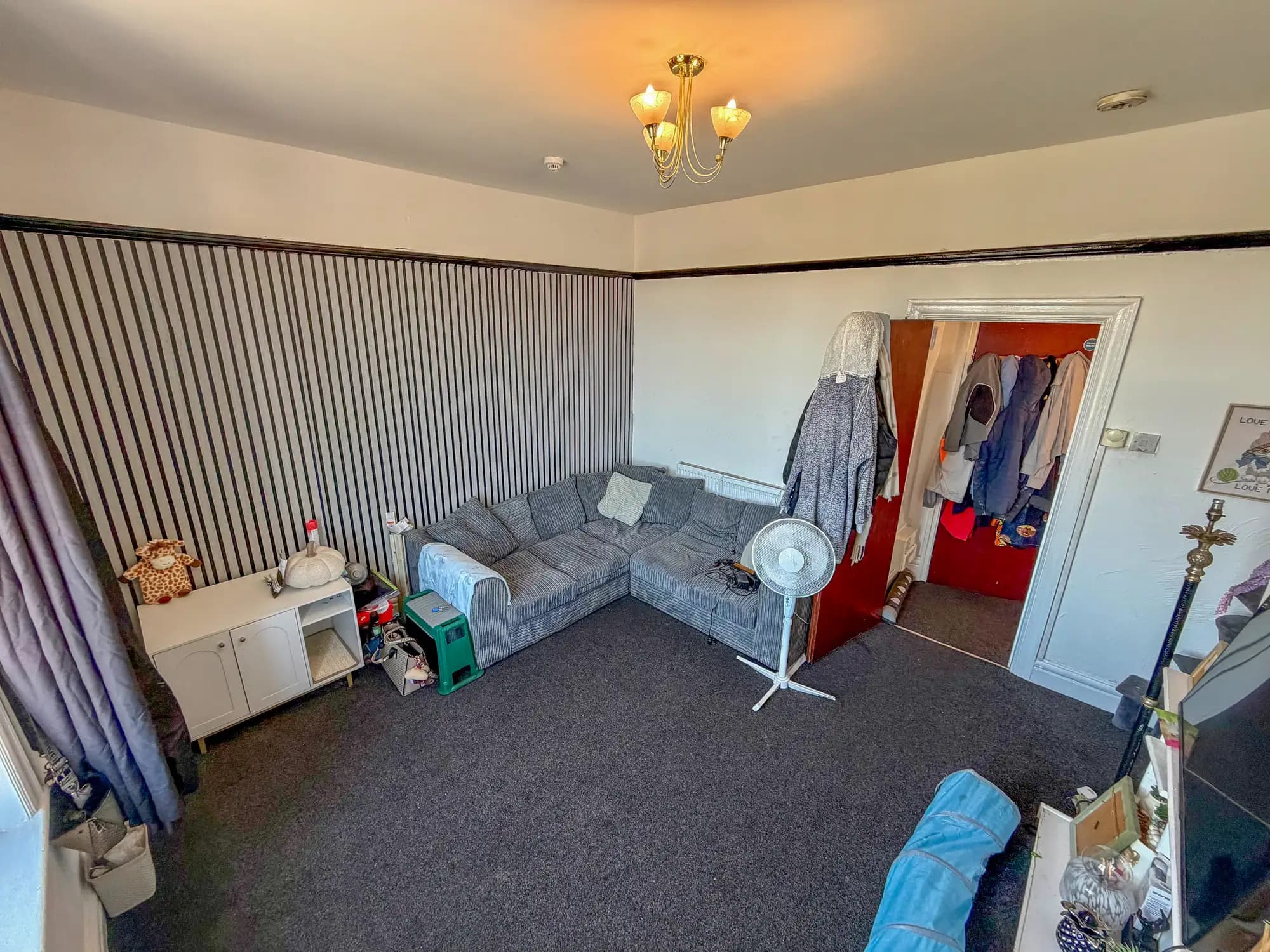 property photo 5 of 45