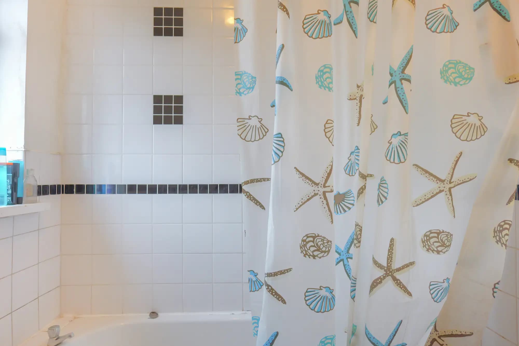 property photo 7 of 24