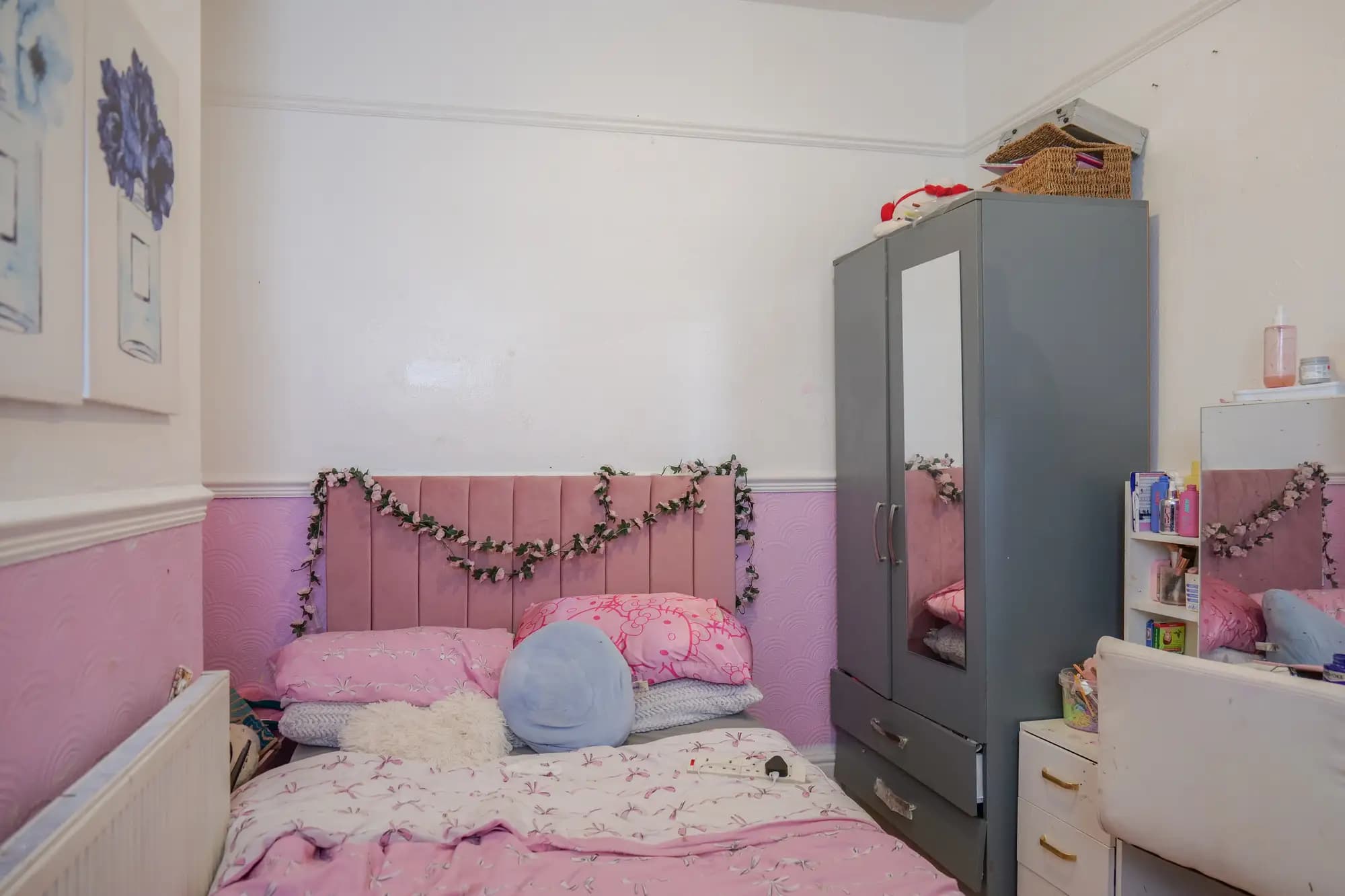 property photo 11 of 23