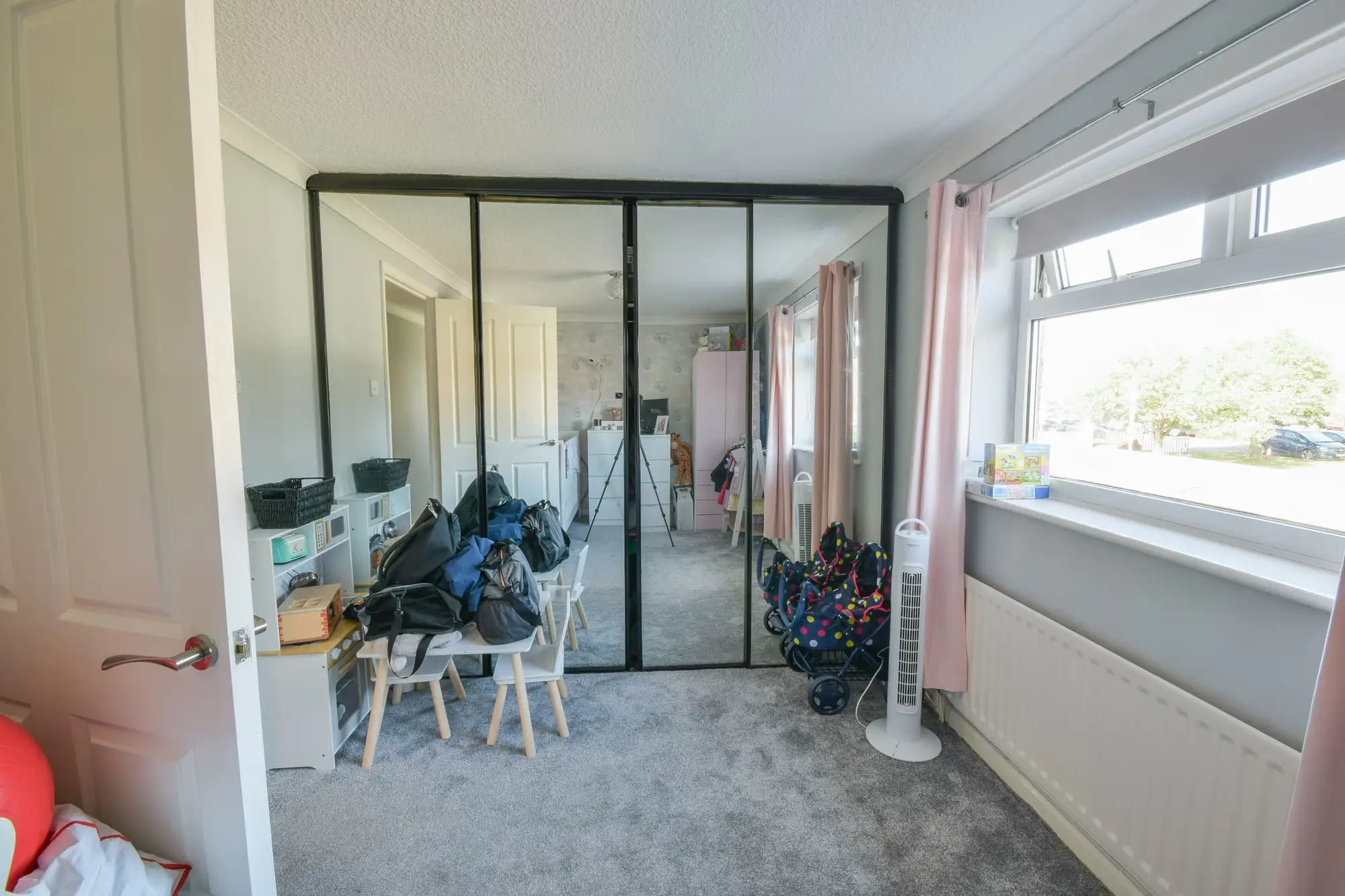 property photo 14 of 20