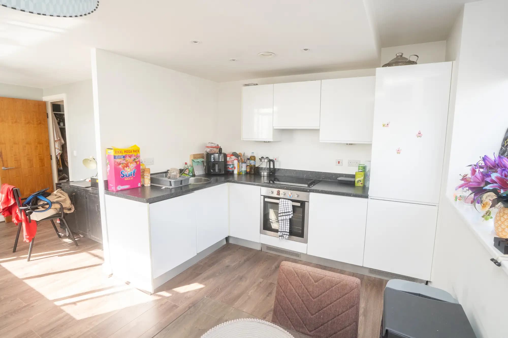 property photo 6 of 15