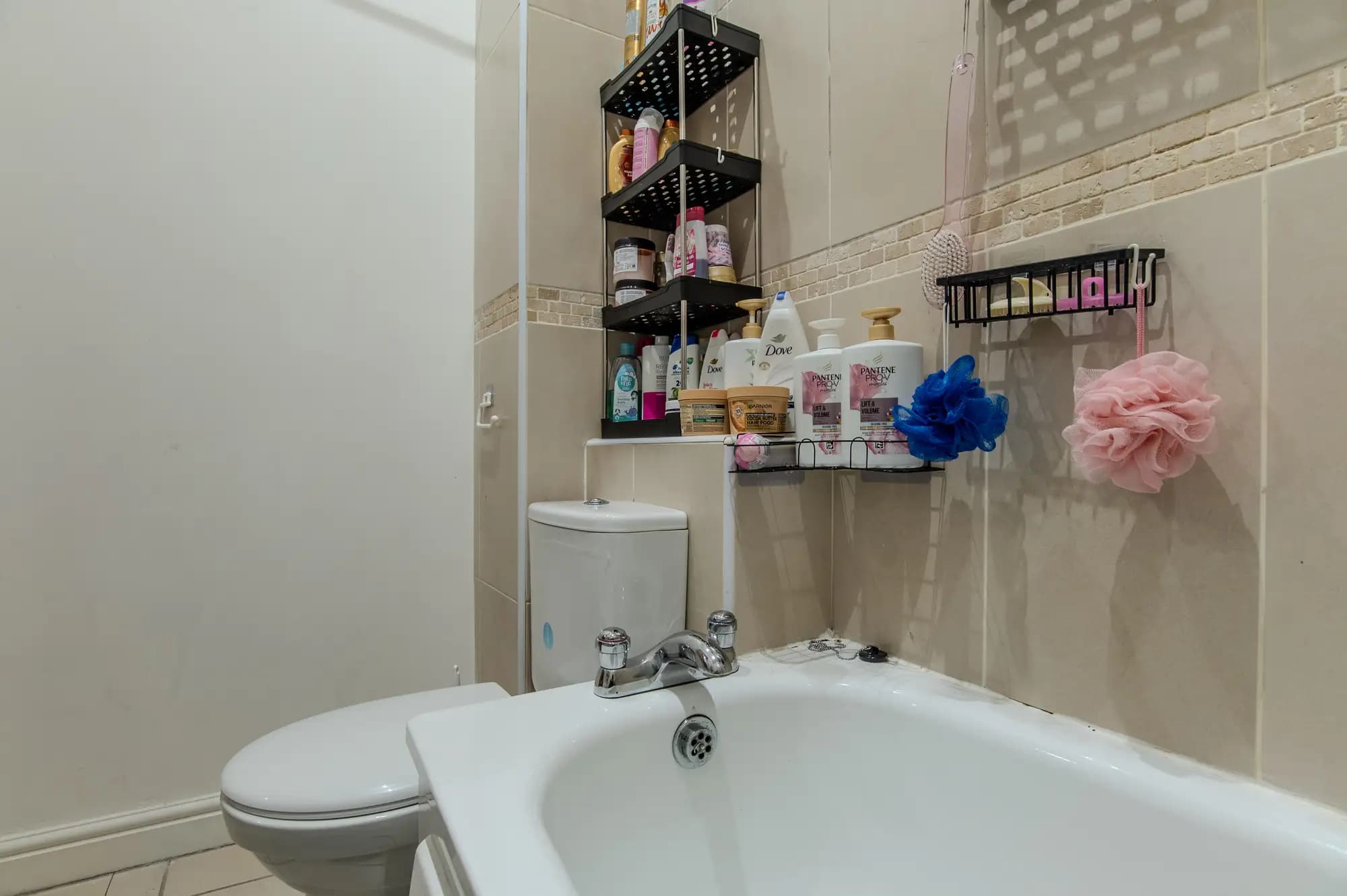 property photo 7 of 20