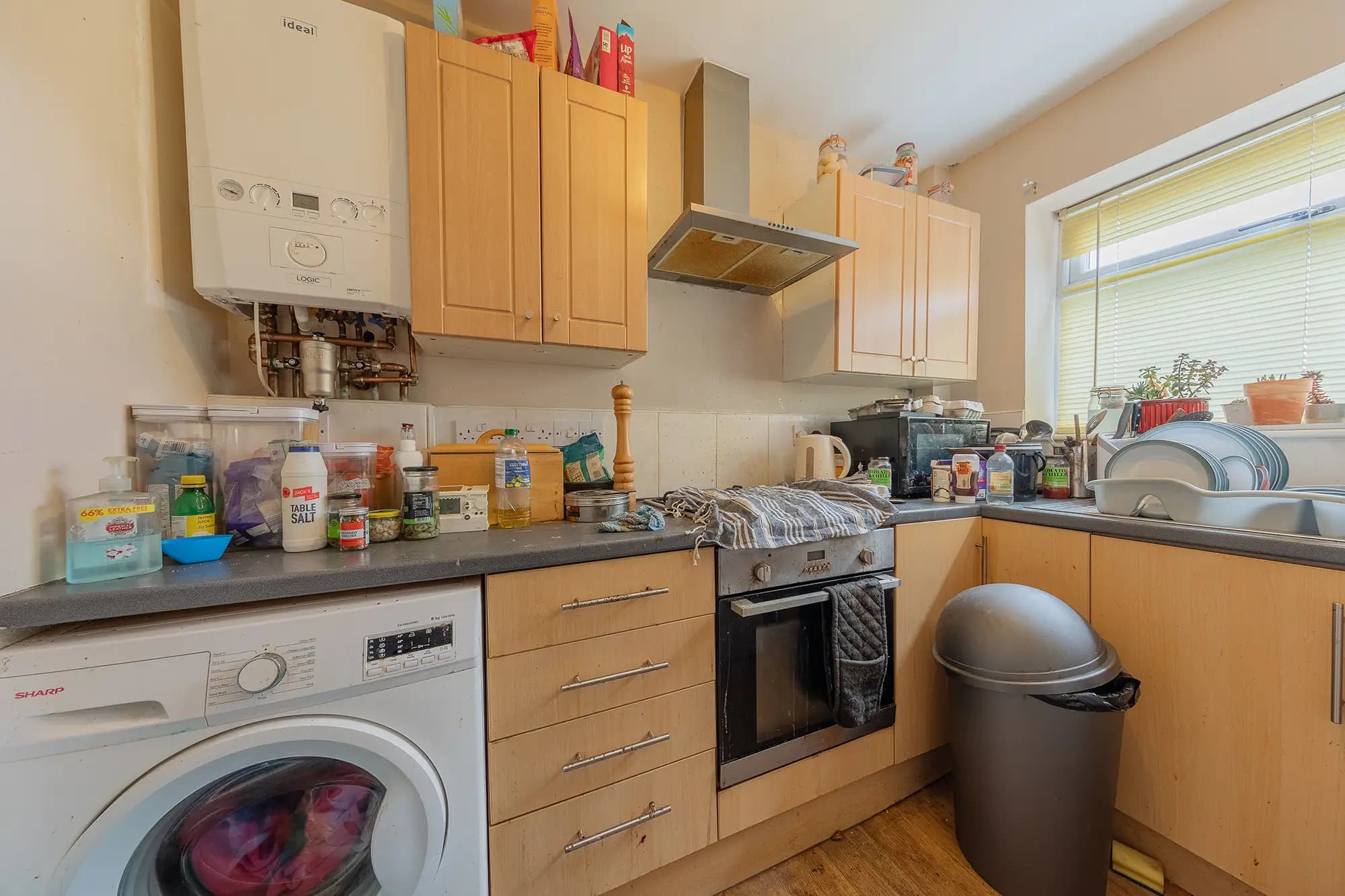 property photo 6 of 17