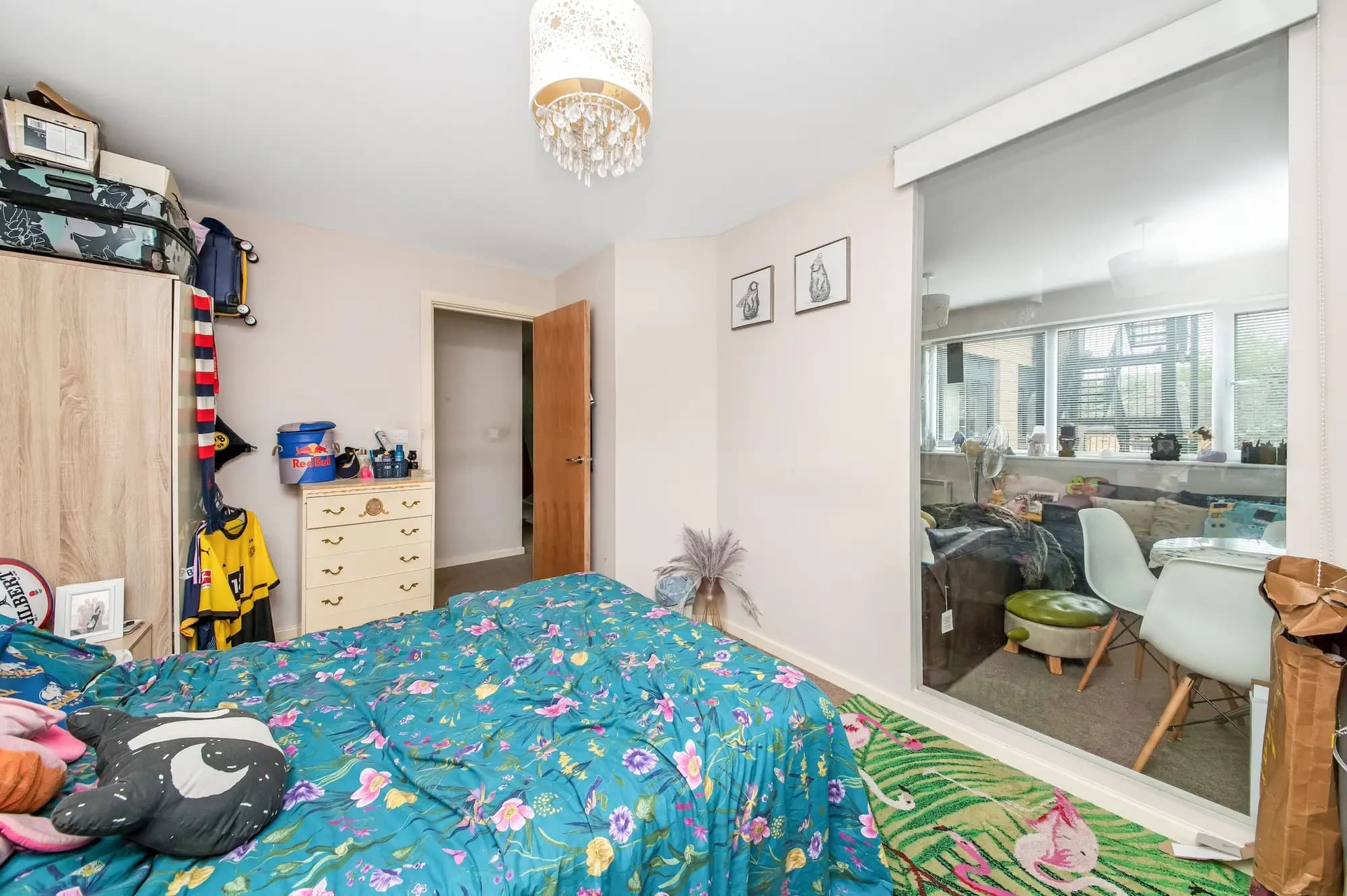 property photo 11 of 18