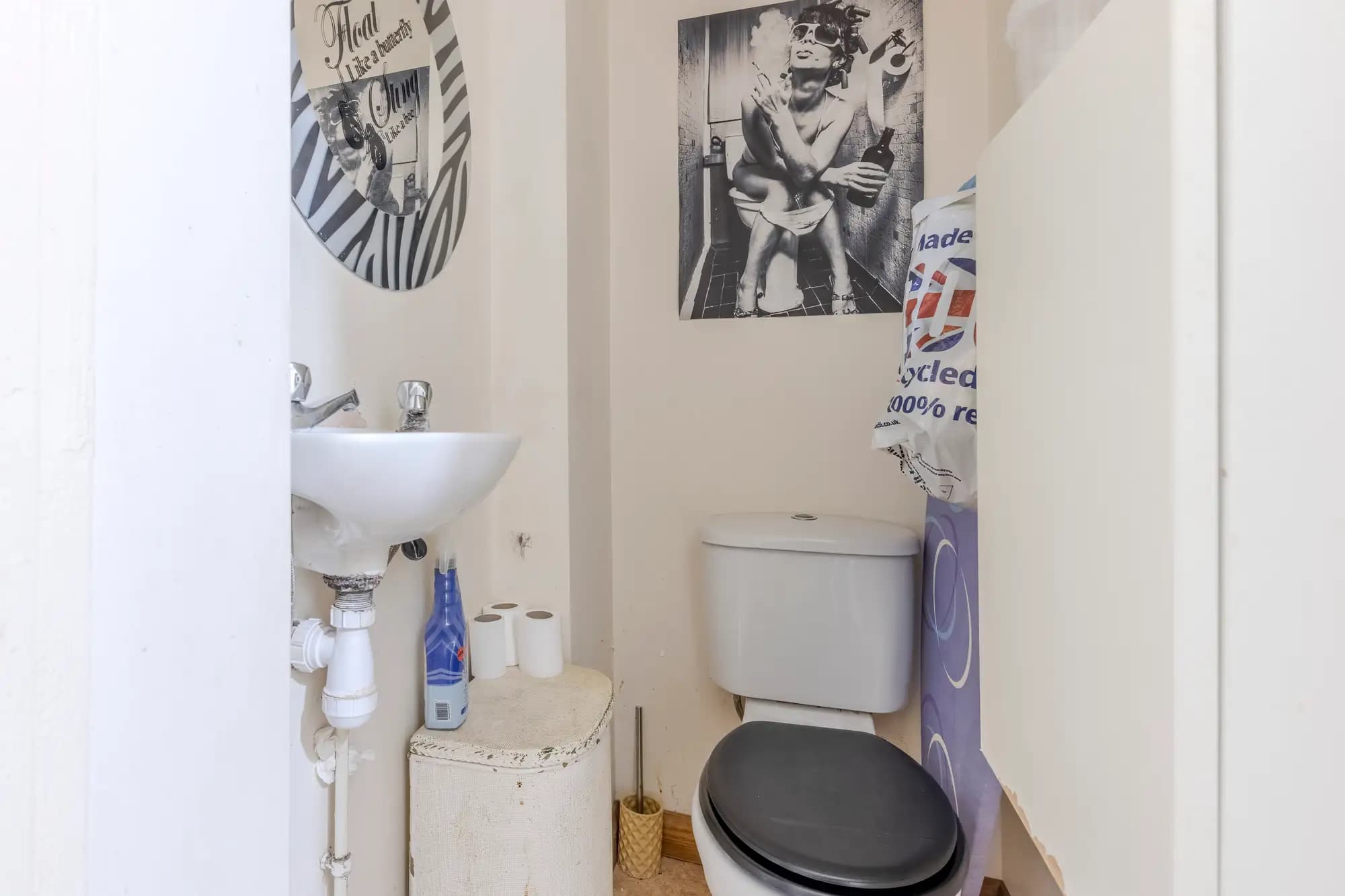 property photo 8 of 19