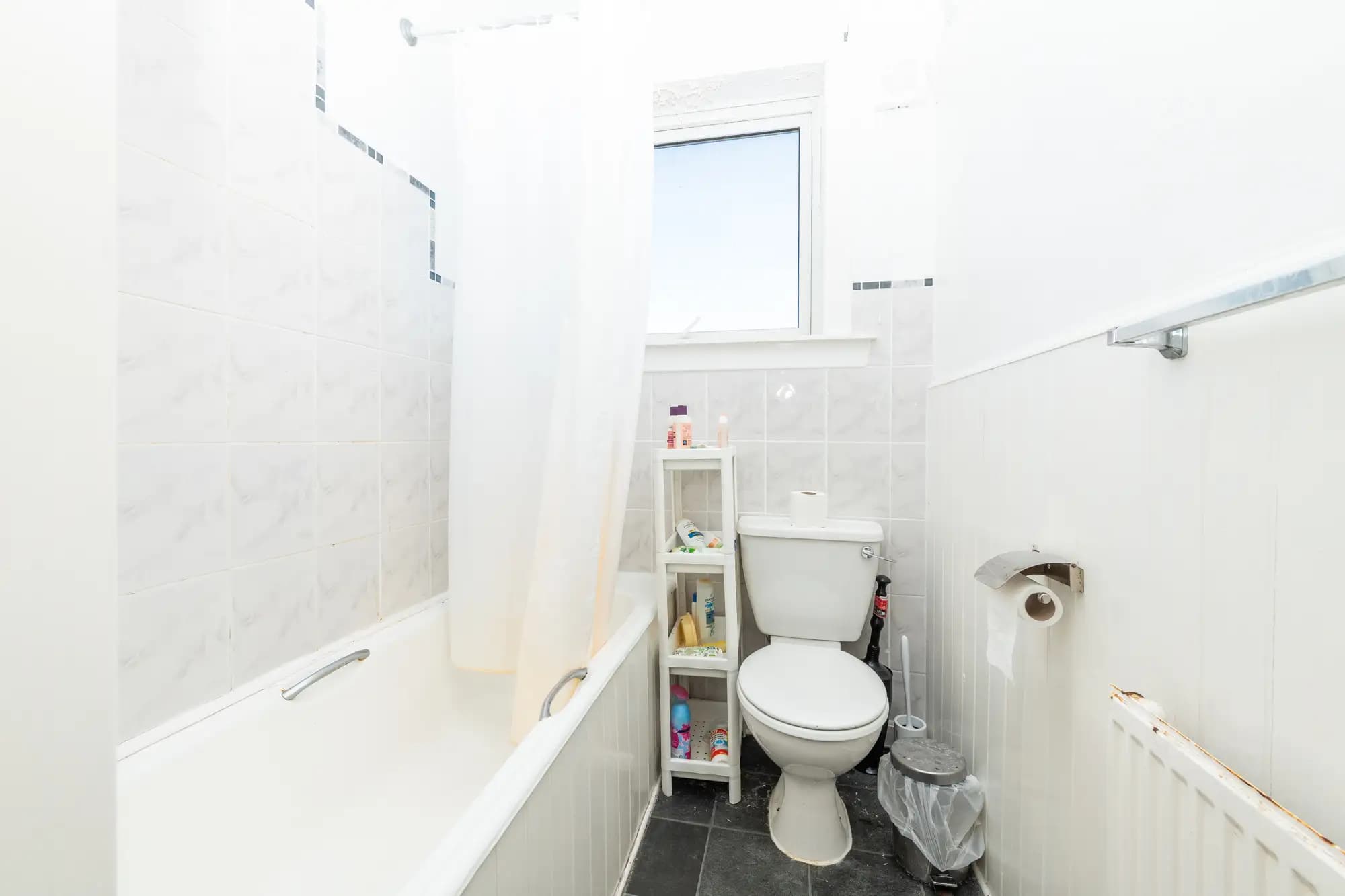 property photo 9 of 17