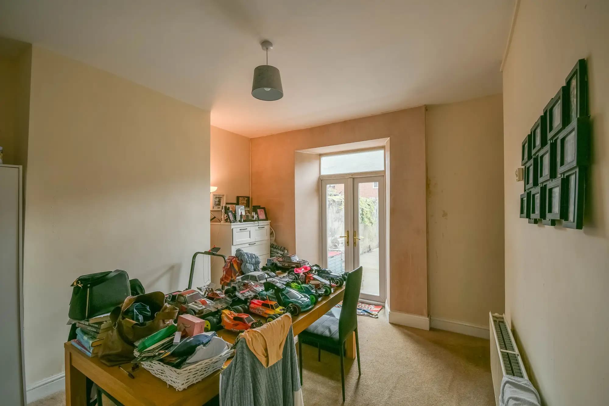 property photo 4 of 19