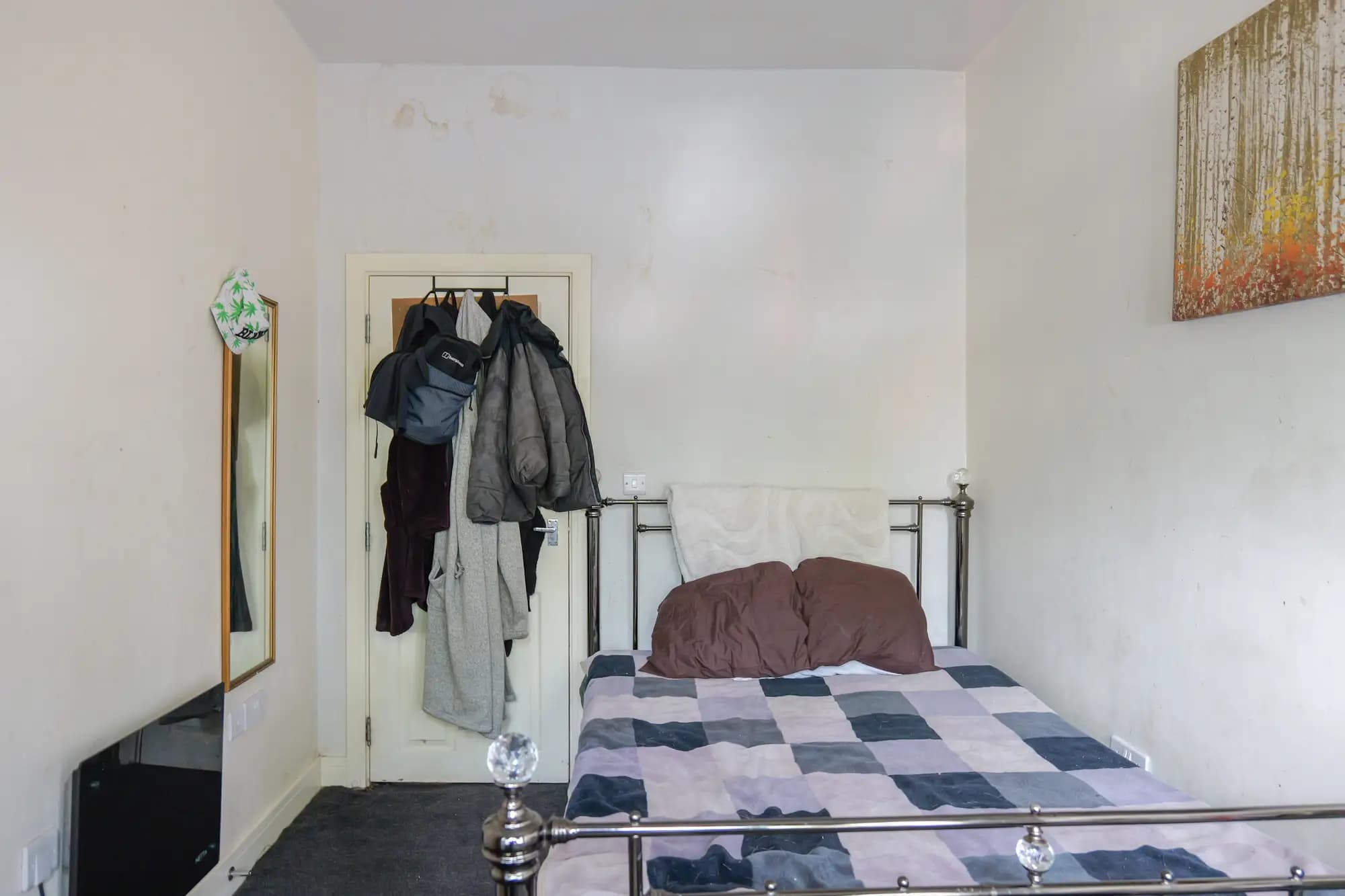property photo 17 of 43