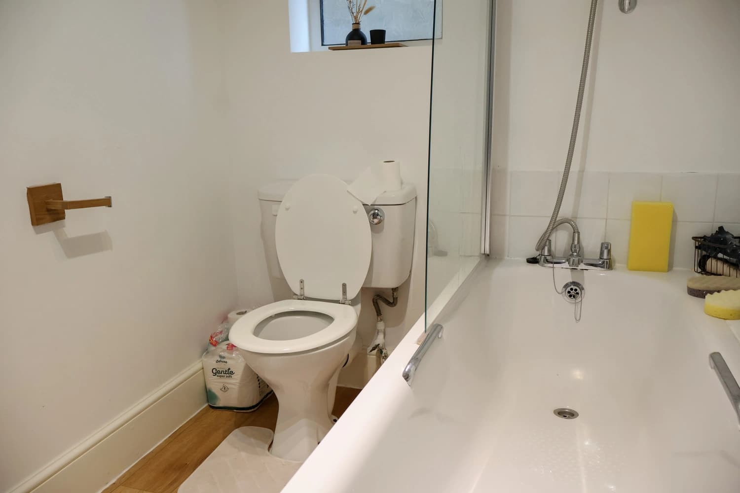 property photo 9 of 17