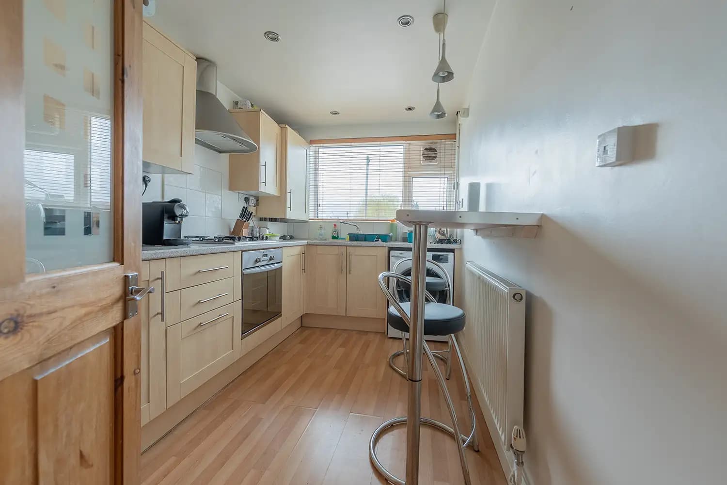 property photo 5 of 20