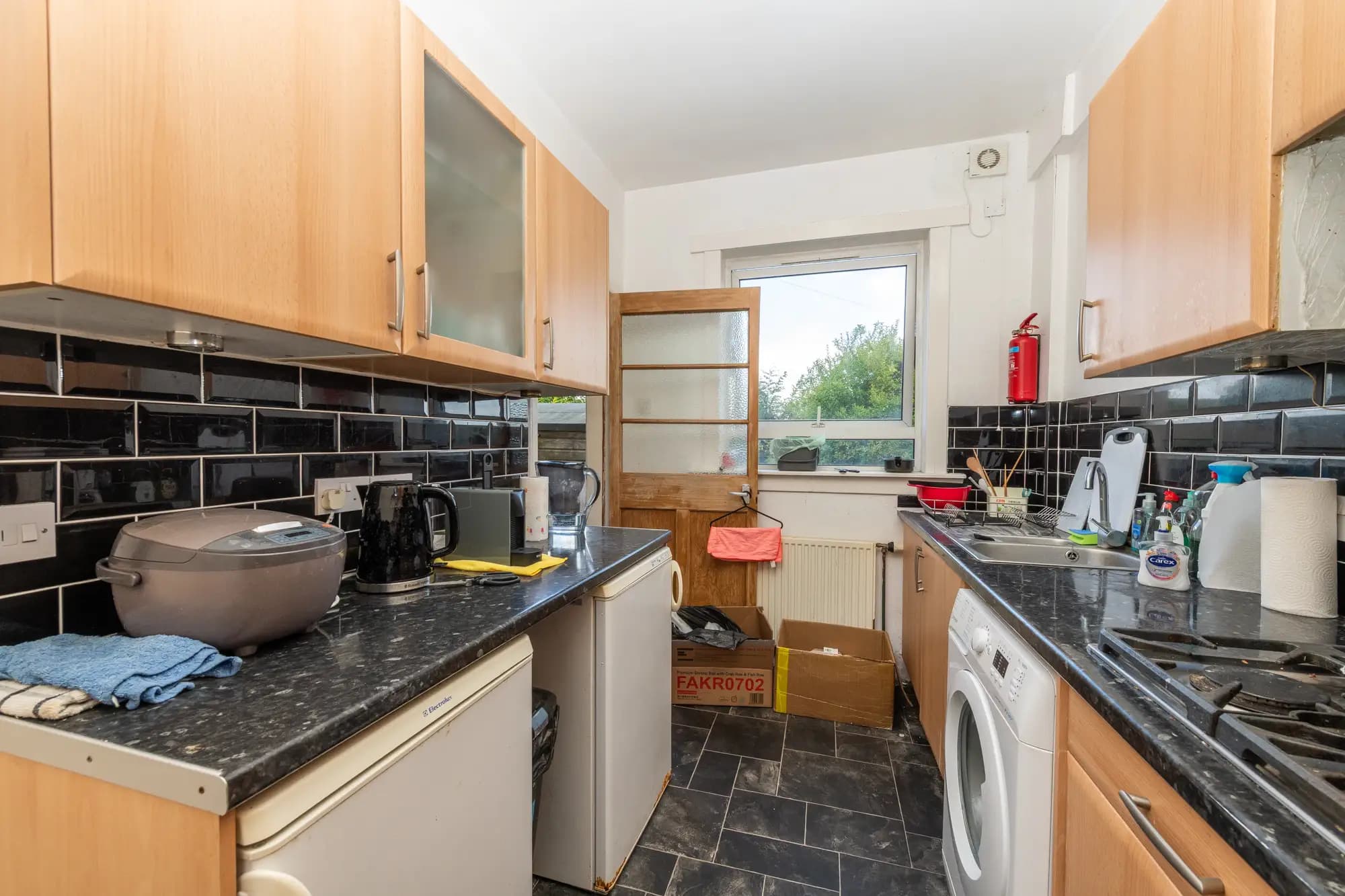 property photo 5 of 17