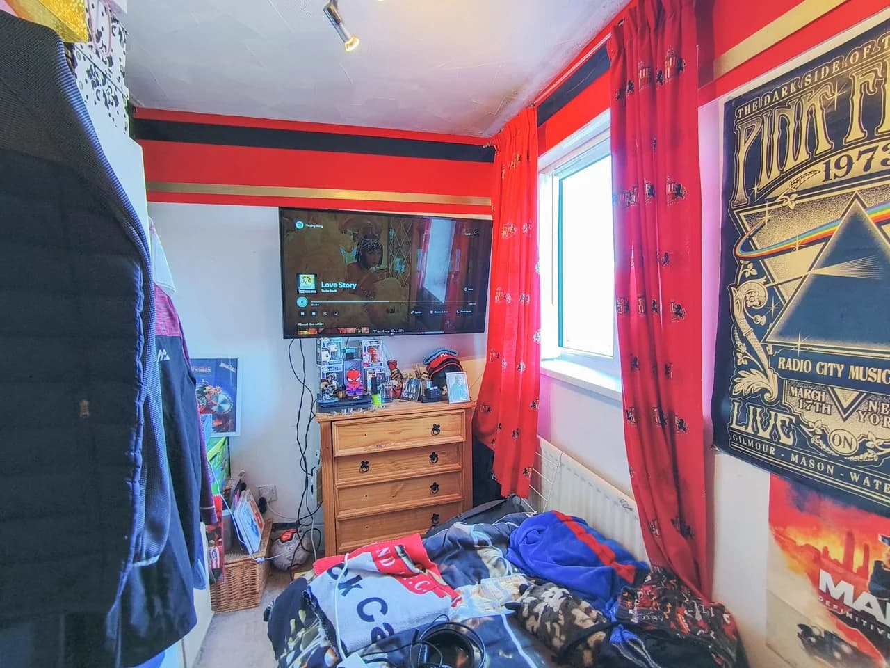 property photo 15 of 22