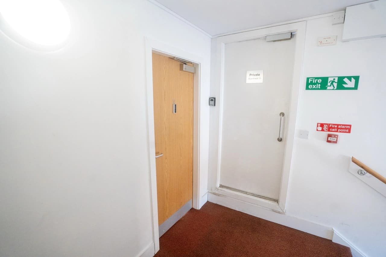 property photo 20 of 24