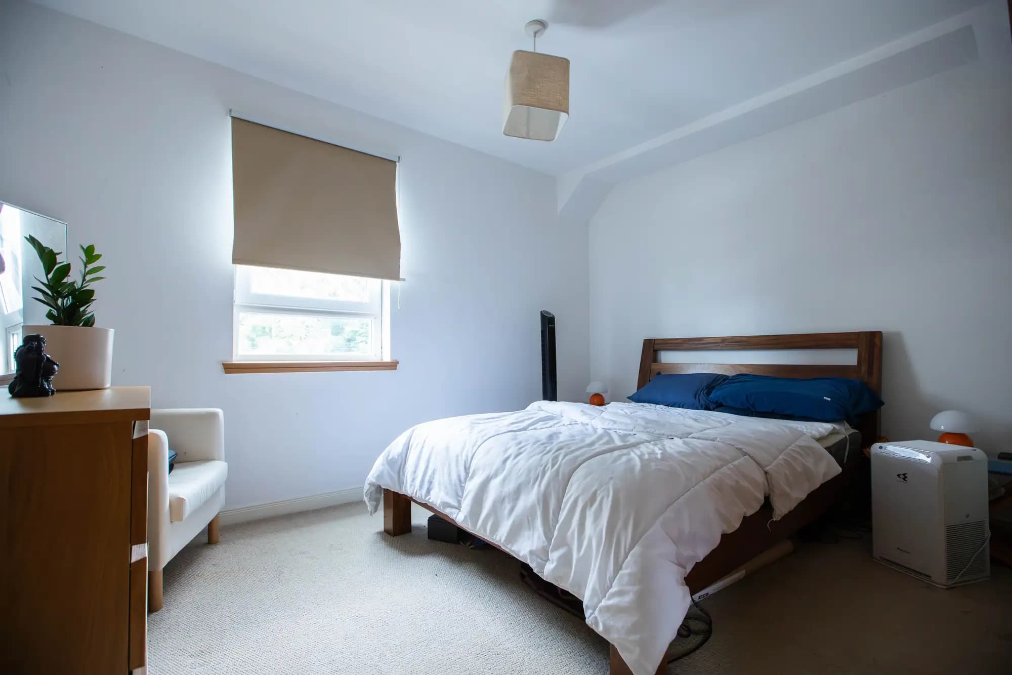 property photo 11 of 17