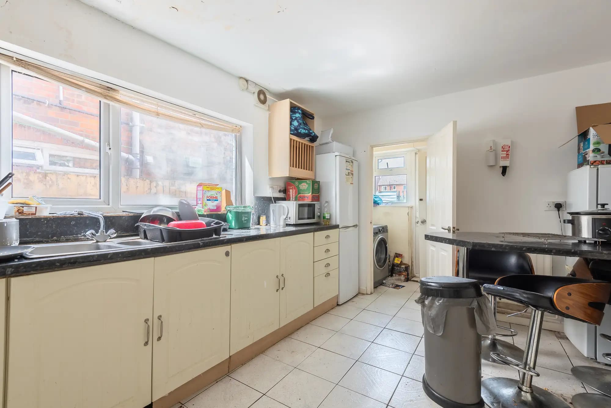 property photo 5 of 23