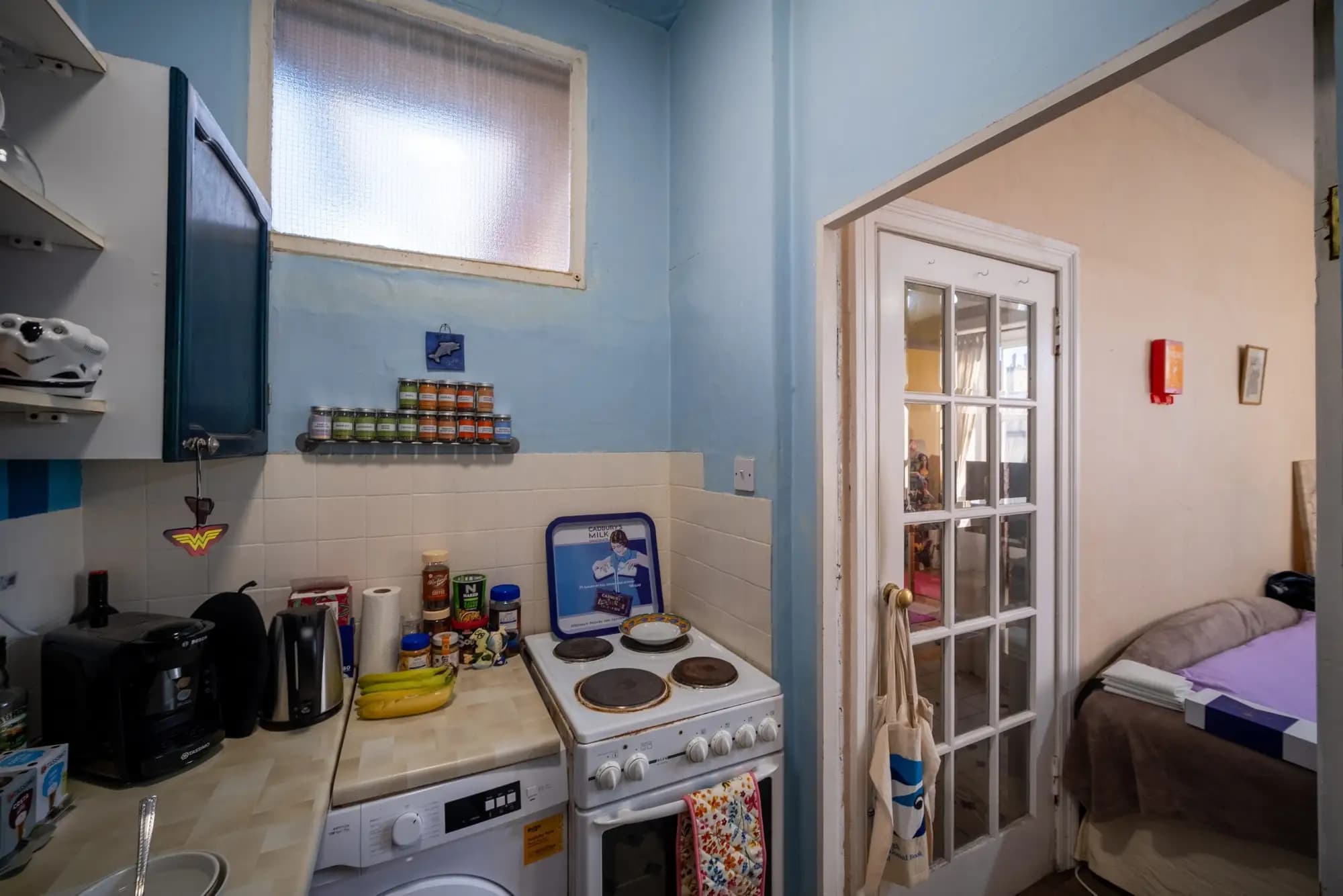 property photo 6 of 15