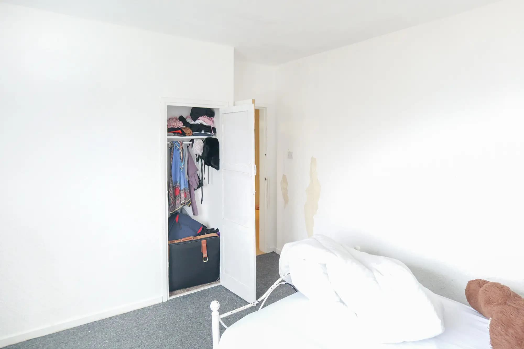 property photo 11 of 19