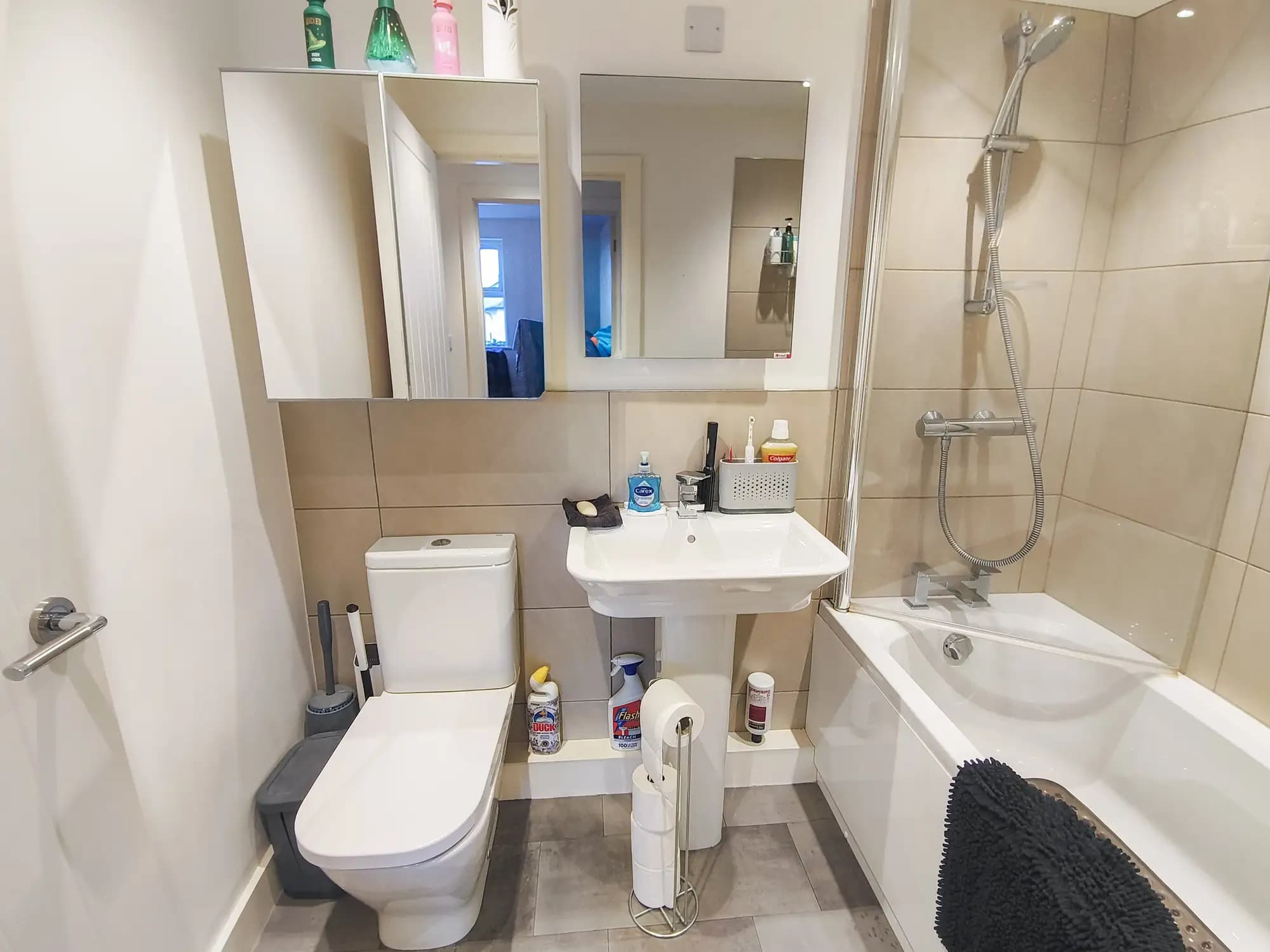 property photo 15 of 41