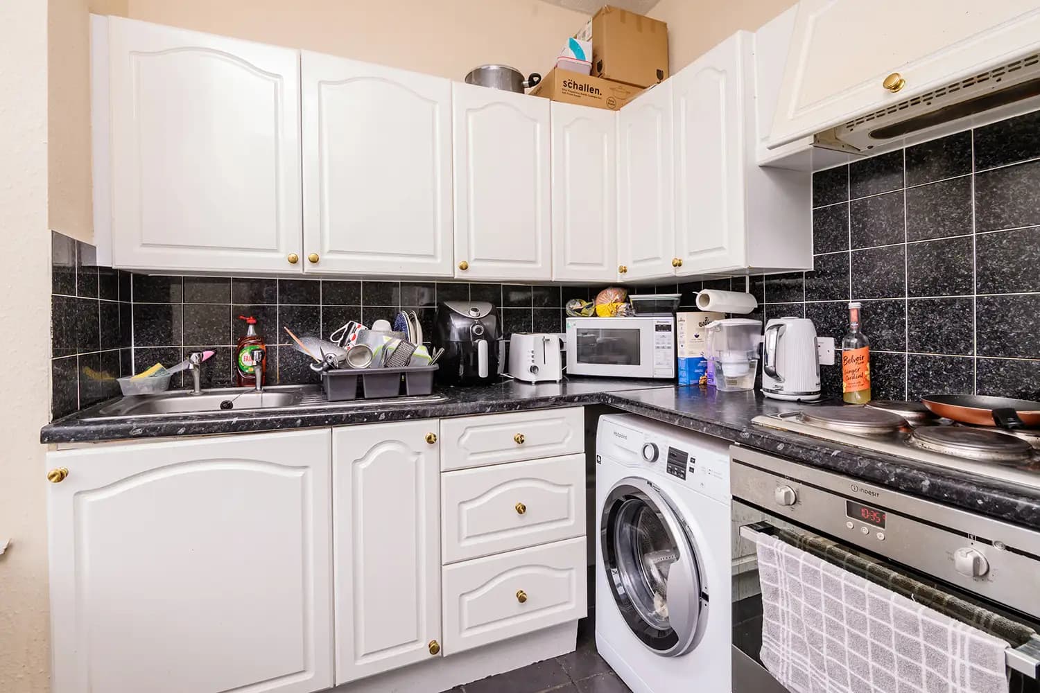 property photo 6 of 13