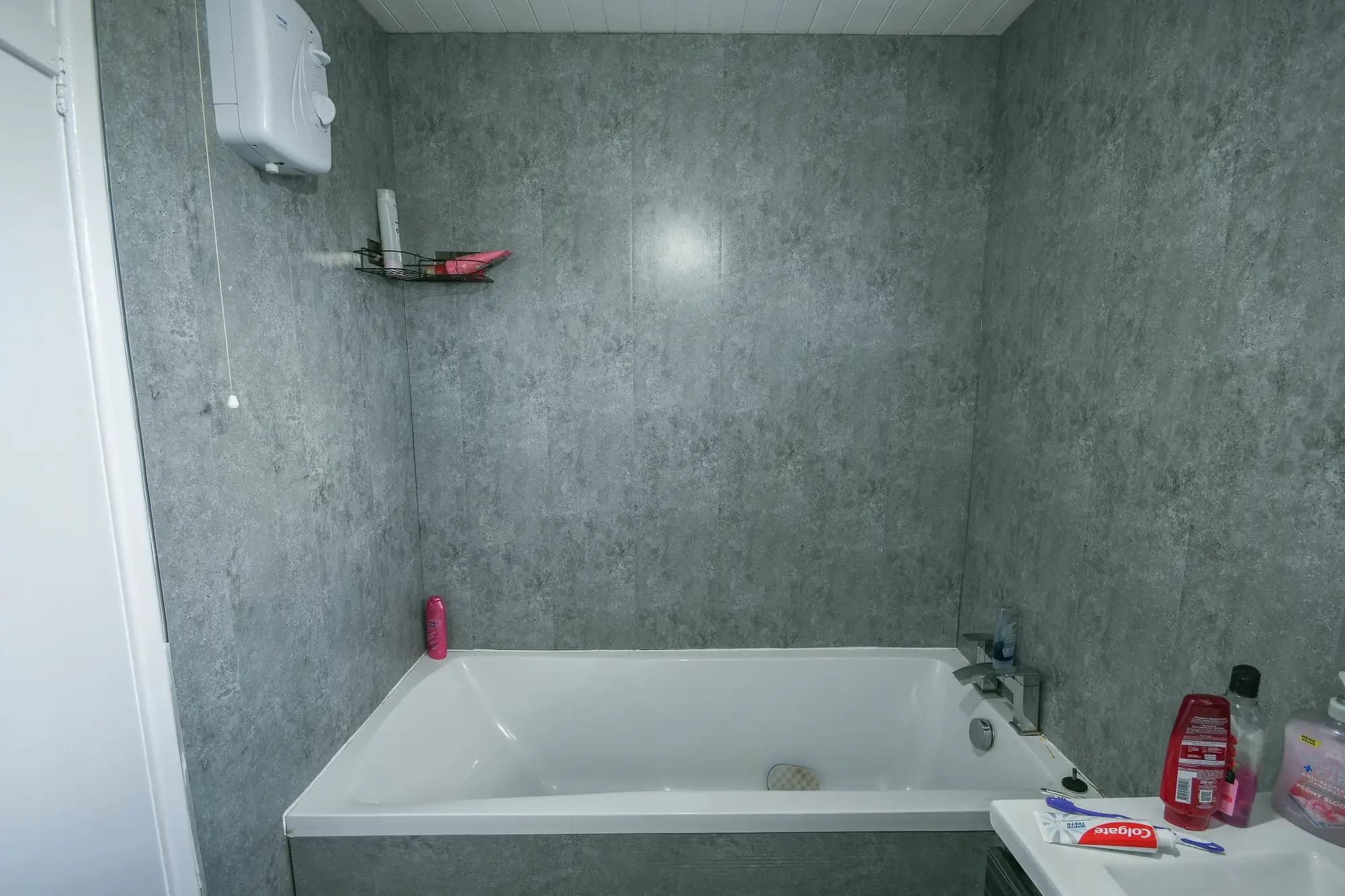 property photo 10 of 24