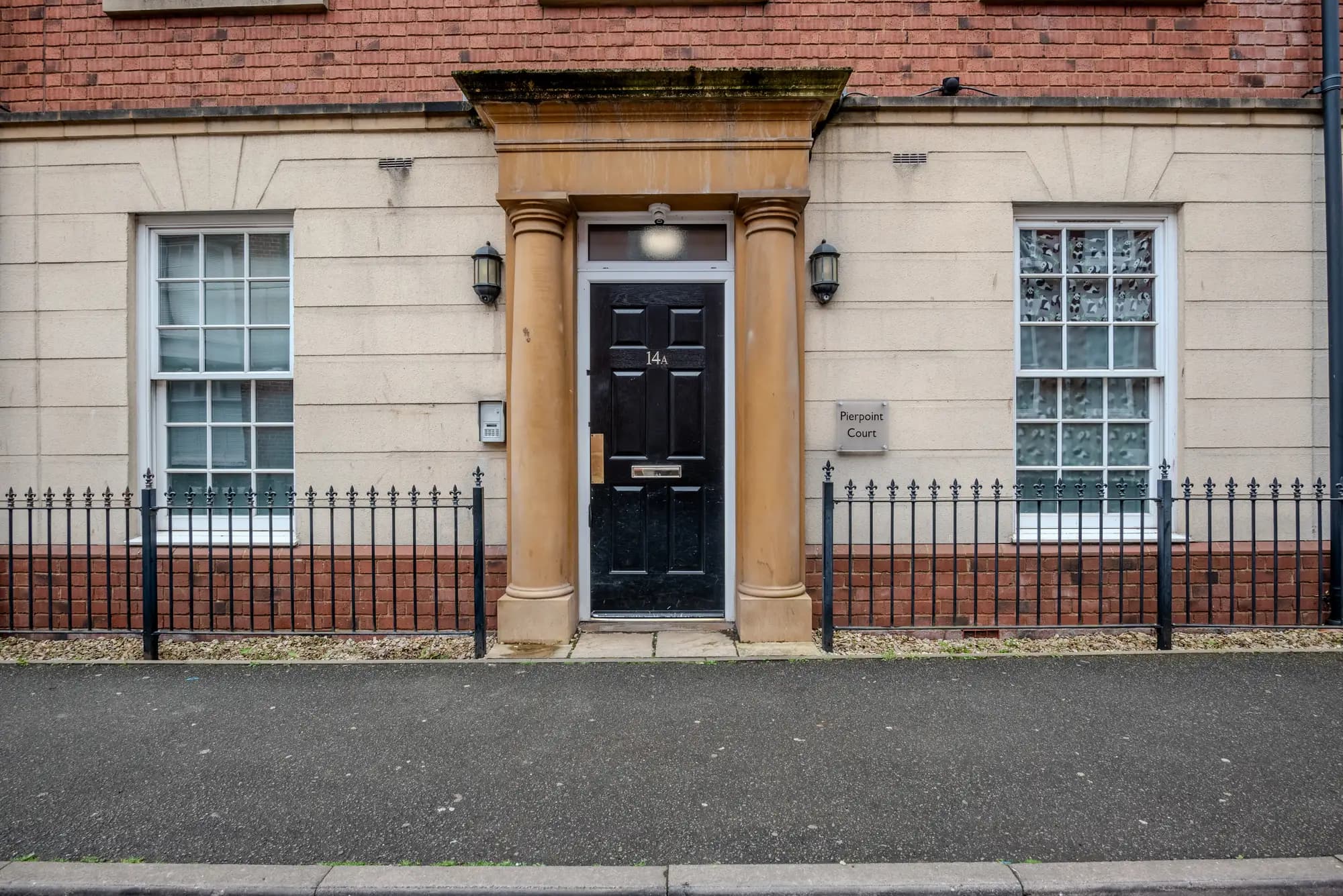 property photo 11 of 14